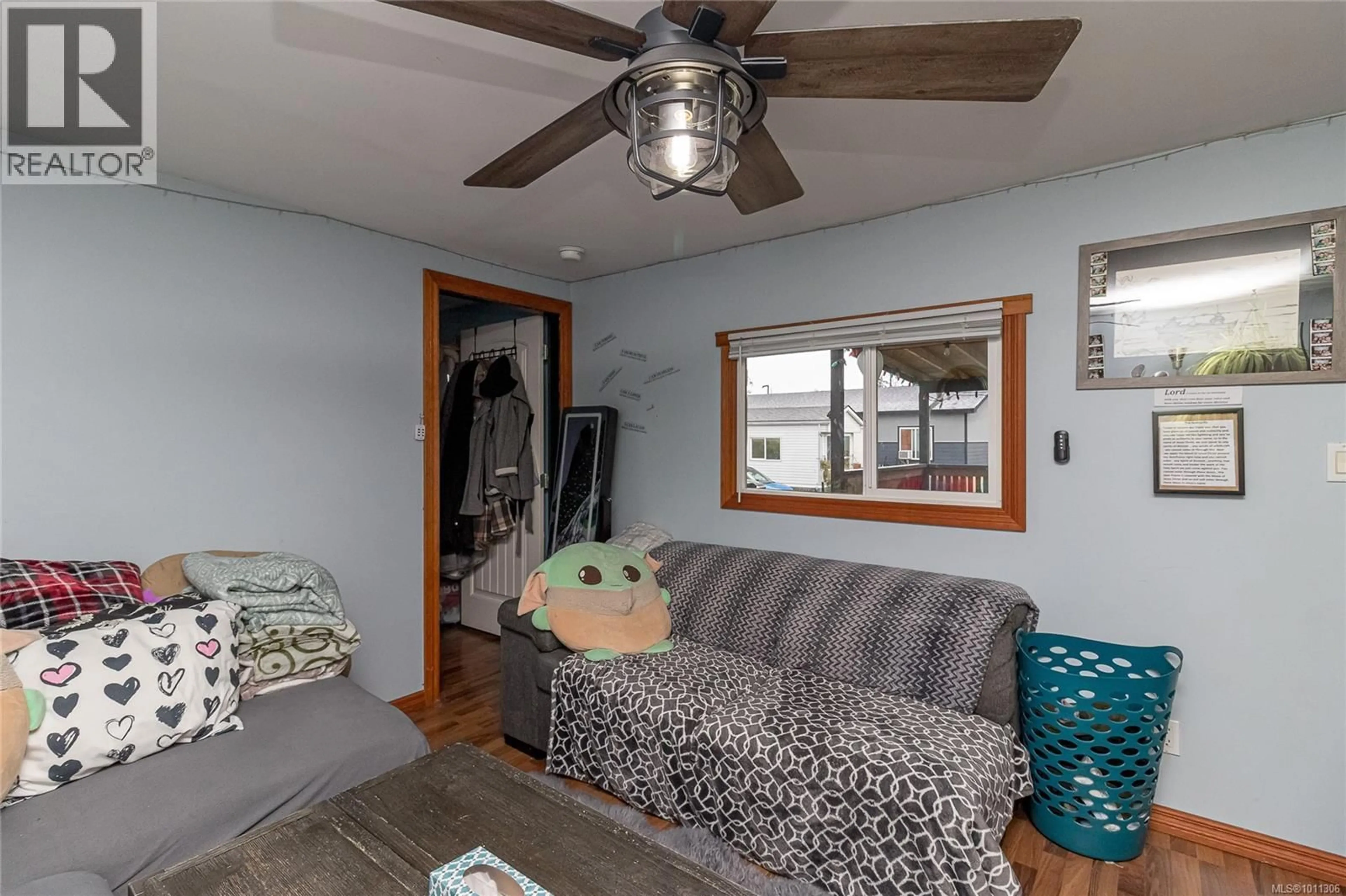 Living room with furniture, unknown for 132 - 1753 CECIL STREET, Crofton British Columbia V0R1R0