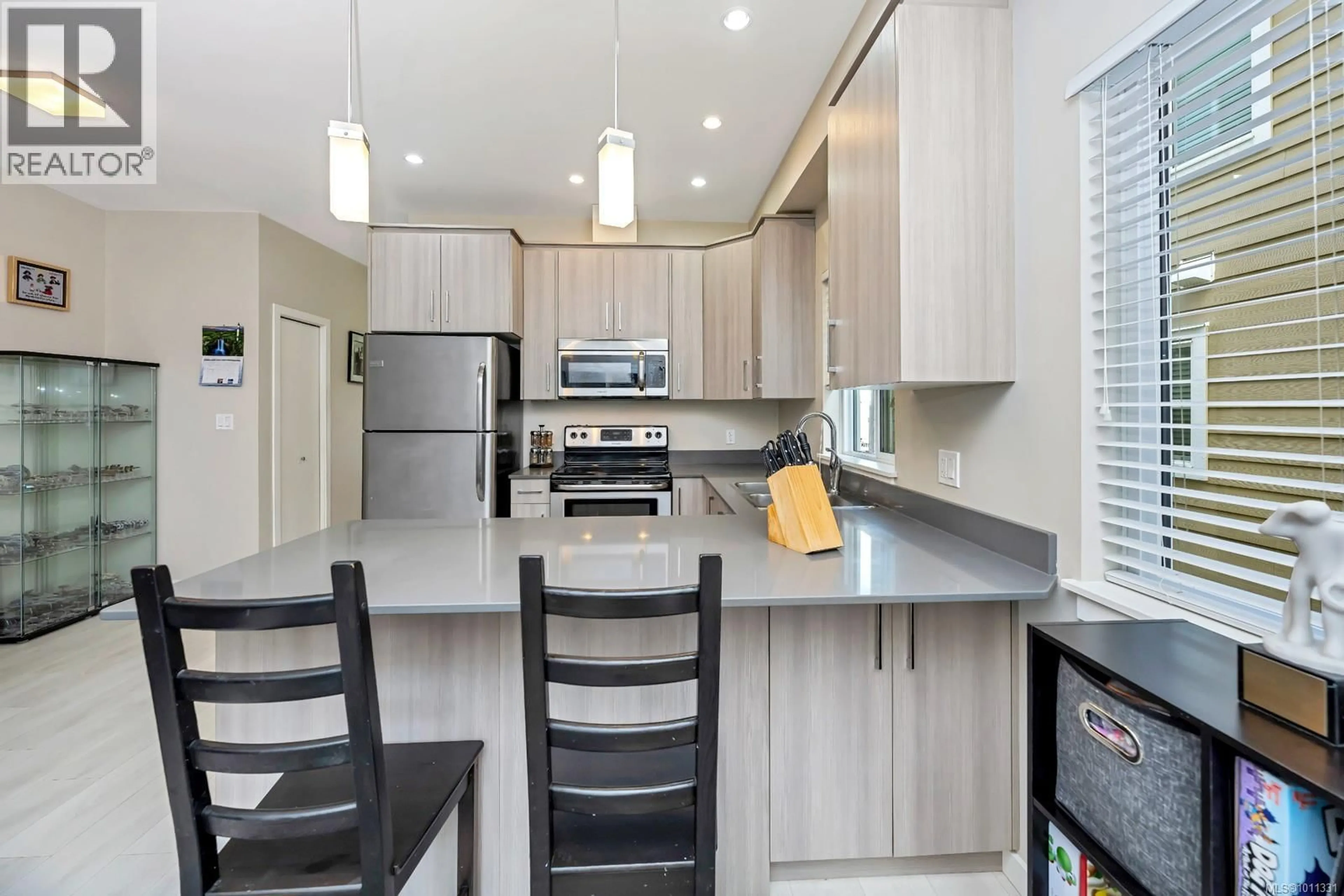 Unknown for 3391 CROSSBILL TERRACE, Langford British Columbia V9C0J9