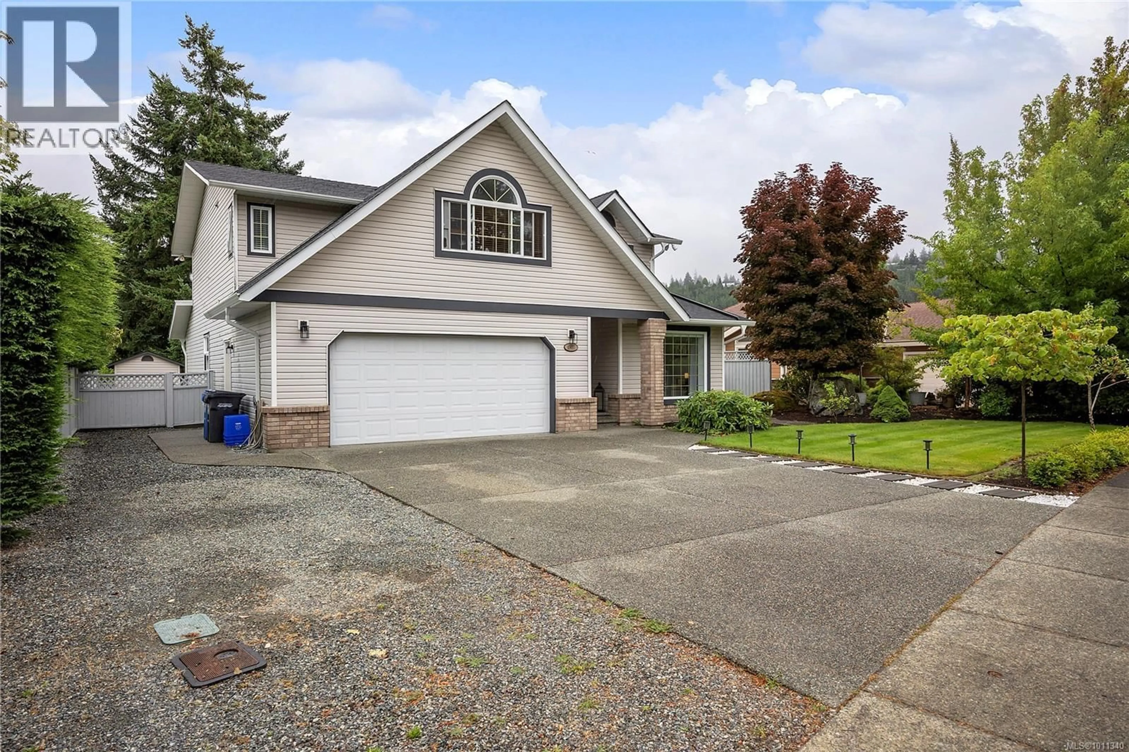 Home with vinyl exterior material, street for 4907 DENFORD PLACE, Nanaimo British Columbia V9V1R3