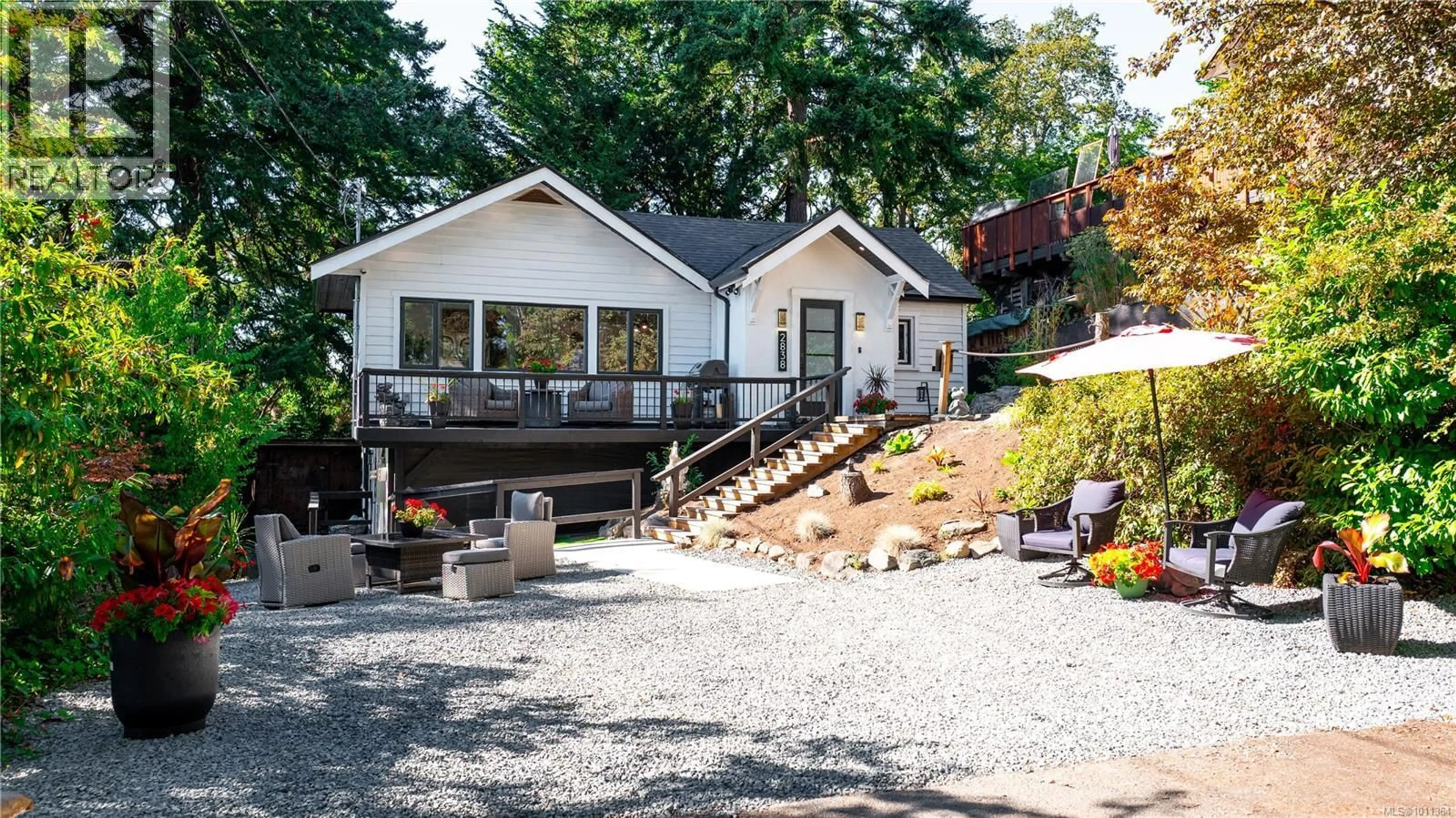 Patio, unknown for 2838 PARKVIEW DRIVE, Saanich British Columbia V9A2J4
