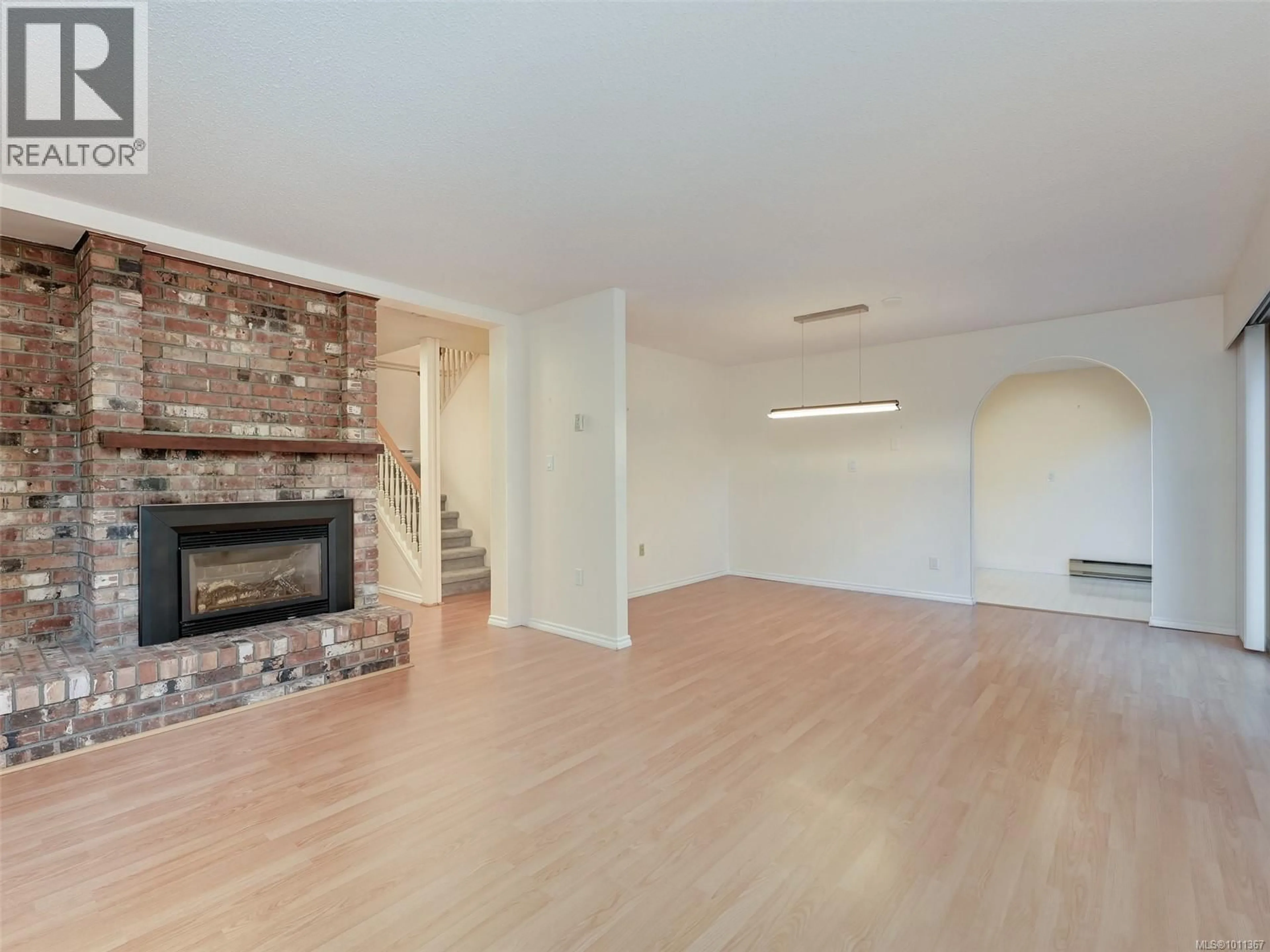 A pic of a room for 3 - 949 PEMBERTON ROAD, Victoria British Columbia V8V4X9