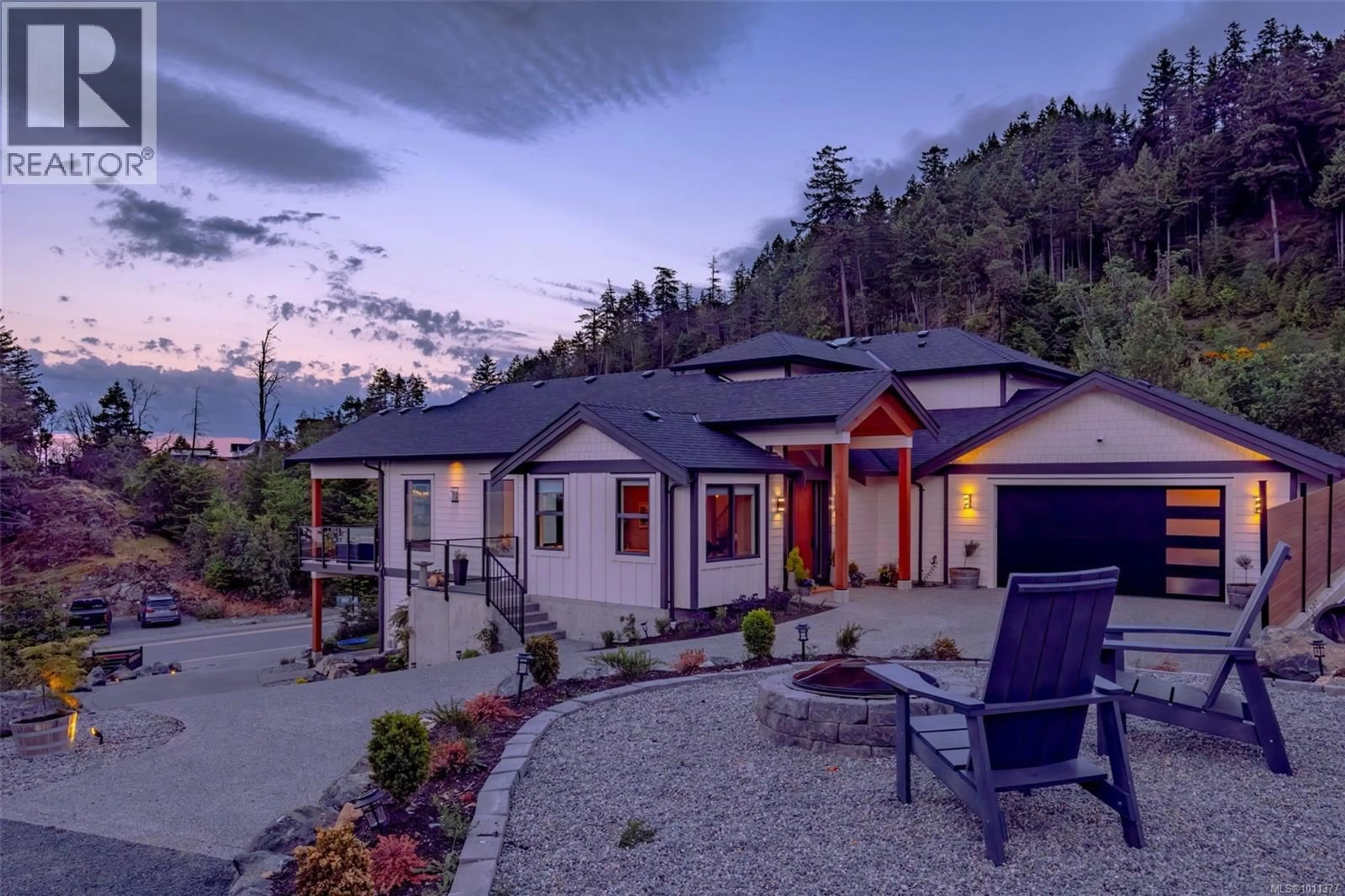 A pic from outside/outdoor area/front of a property/back of a property/a pic from drone, mountain view for 7462 COPLEY RIDGE DRIVE, Lantzville British Columbia V0R2H0