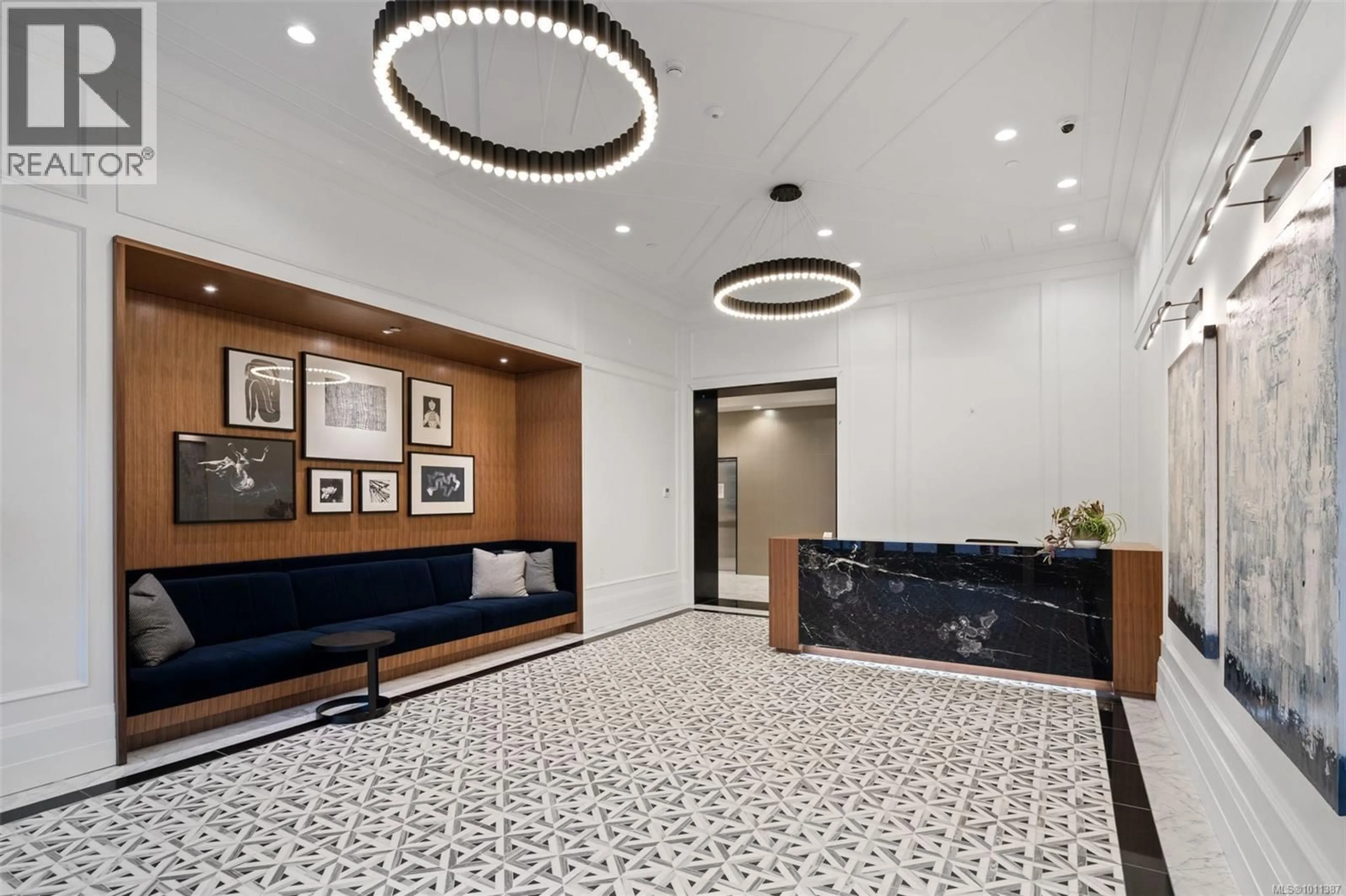 Lobby for 503 - 888 GOVERNMENT STREET, Victoria British Columbia V8W0G5