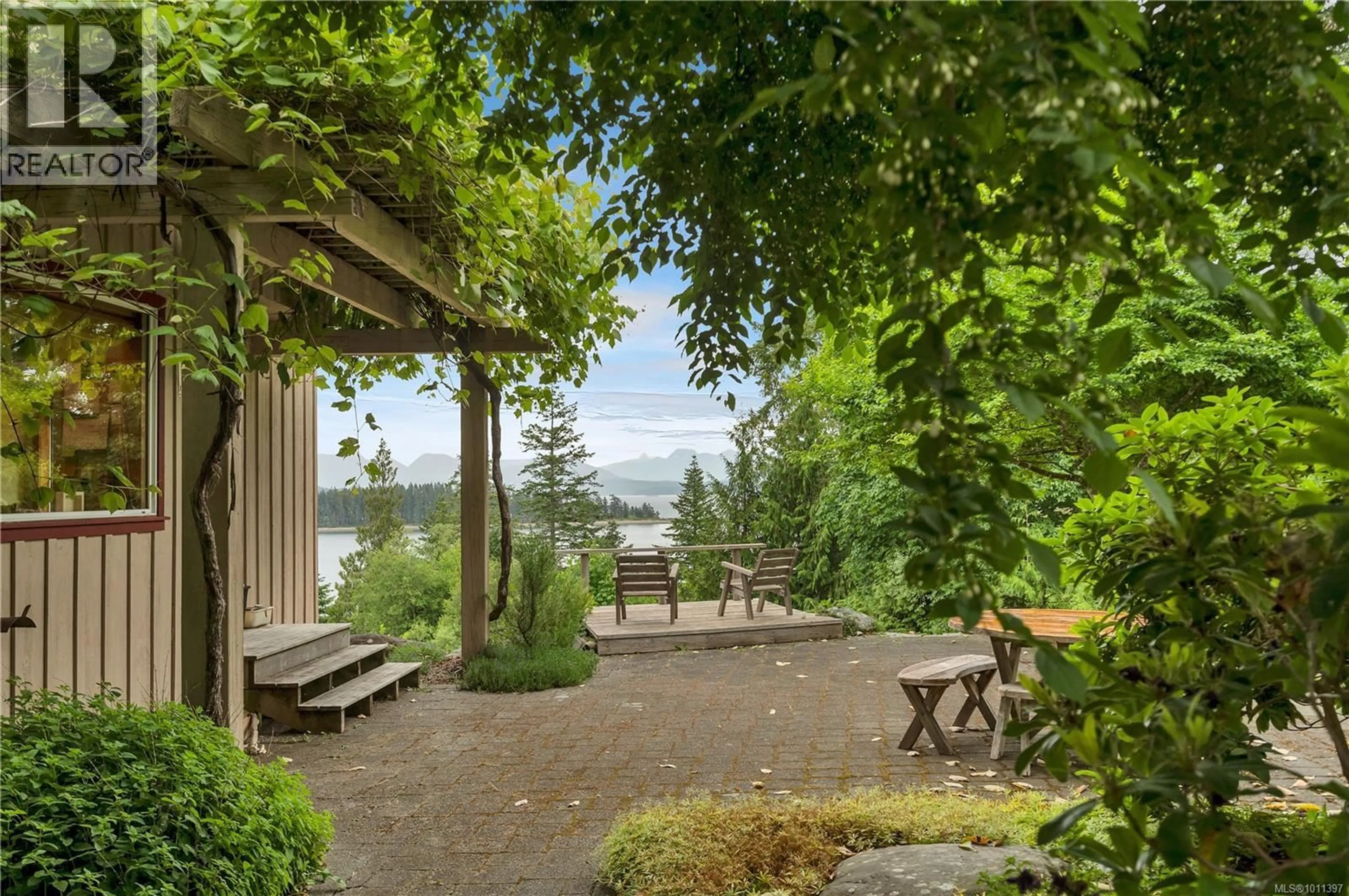 Patio, water/lake/river/ocean view for 1418 SCHOONER ROAD, Quadra Island British Columbia V0P1H0