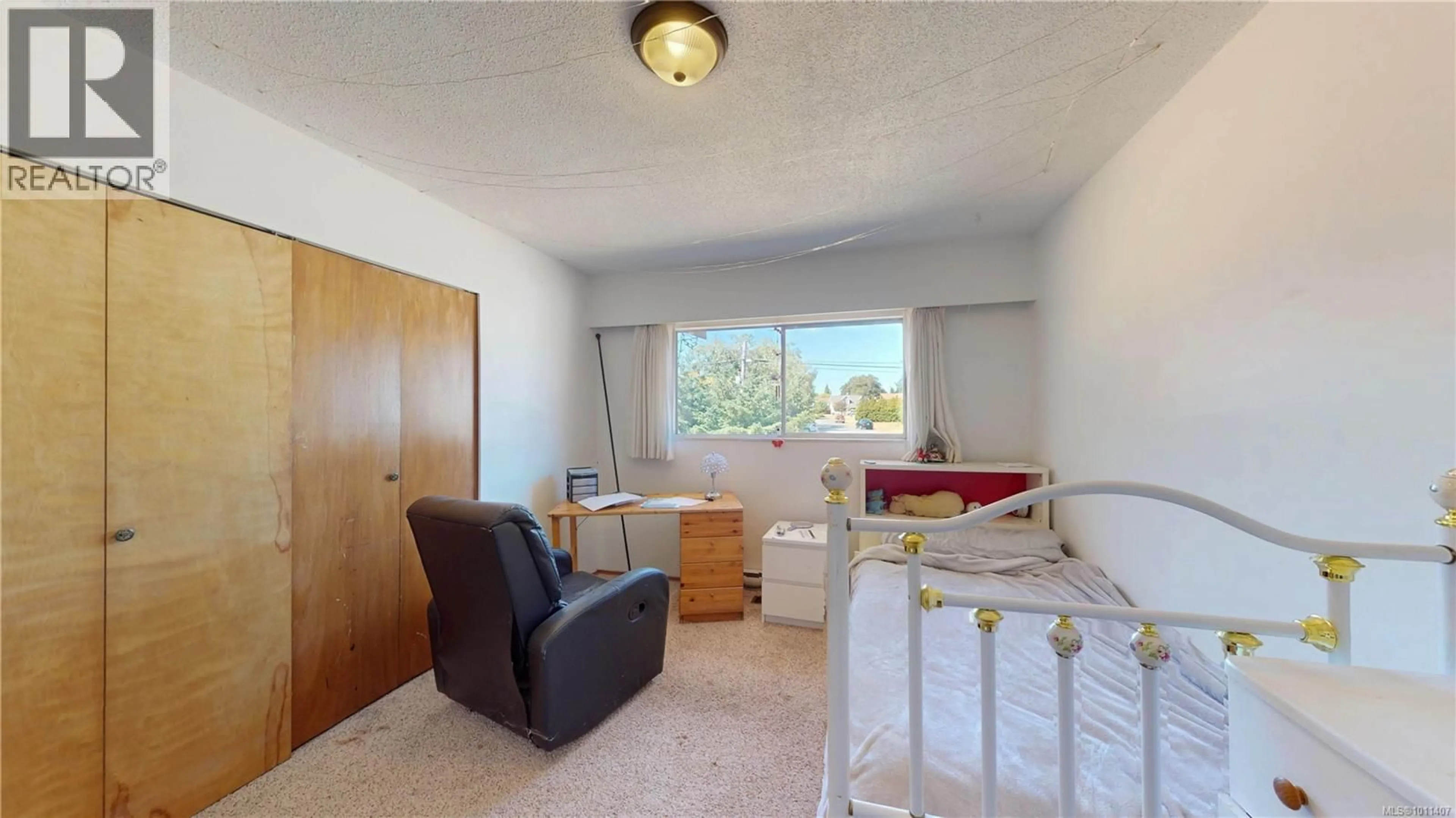 A pic of a room for 1827 FELTHAM ROAD, Saanich British Columbia V8N2A4