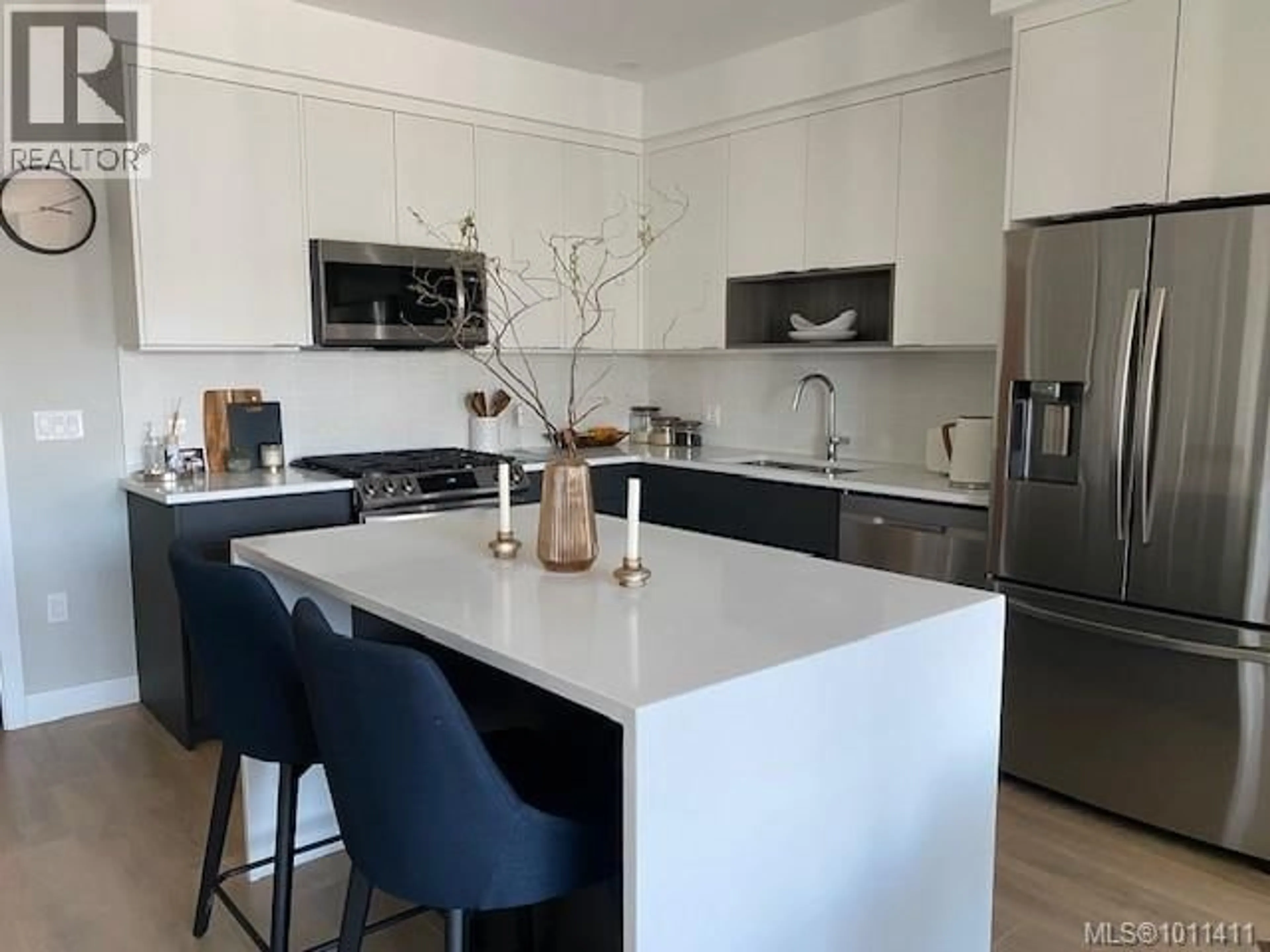 Open concept kitchen, unknown for 402 - 967 WHIRLAWAY CRESCENT, Langford British Columbia V9B6W6