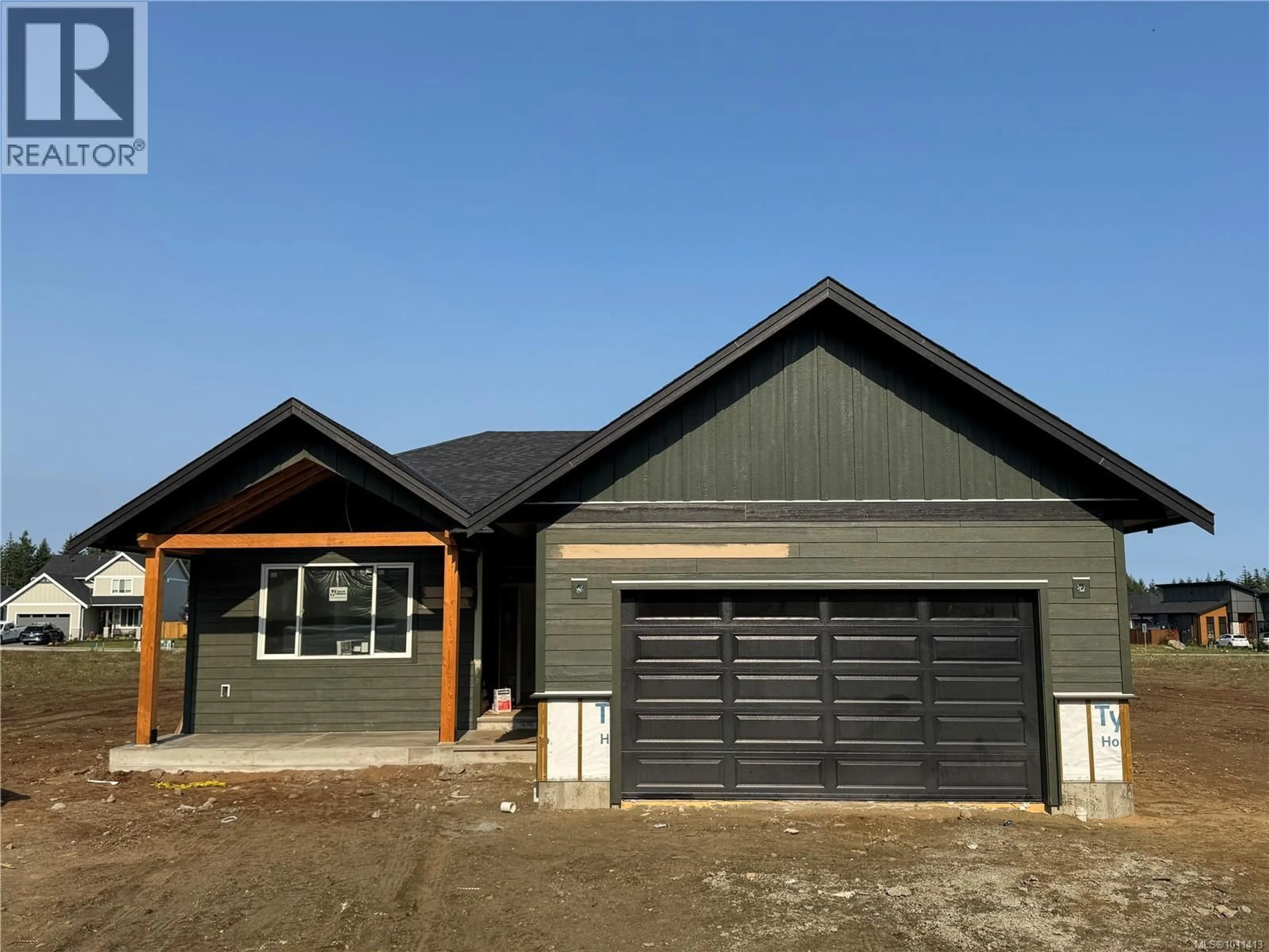 Home with vinyl exterior material, street for 742 SALMONBERRY STREET, Campbell River British Columbia V9H0G1