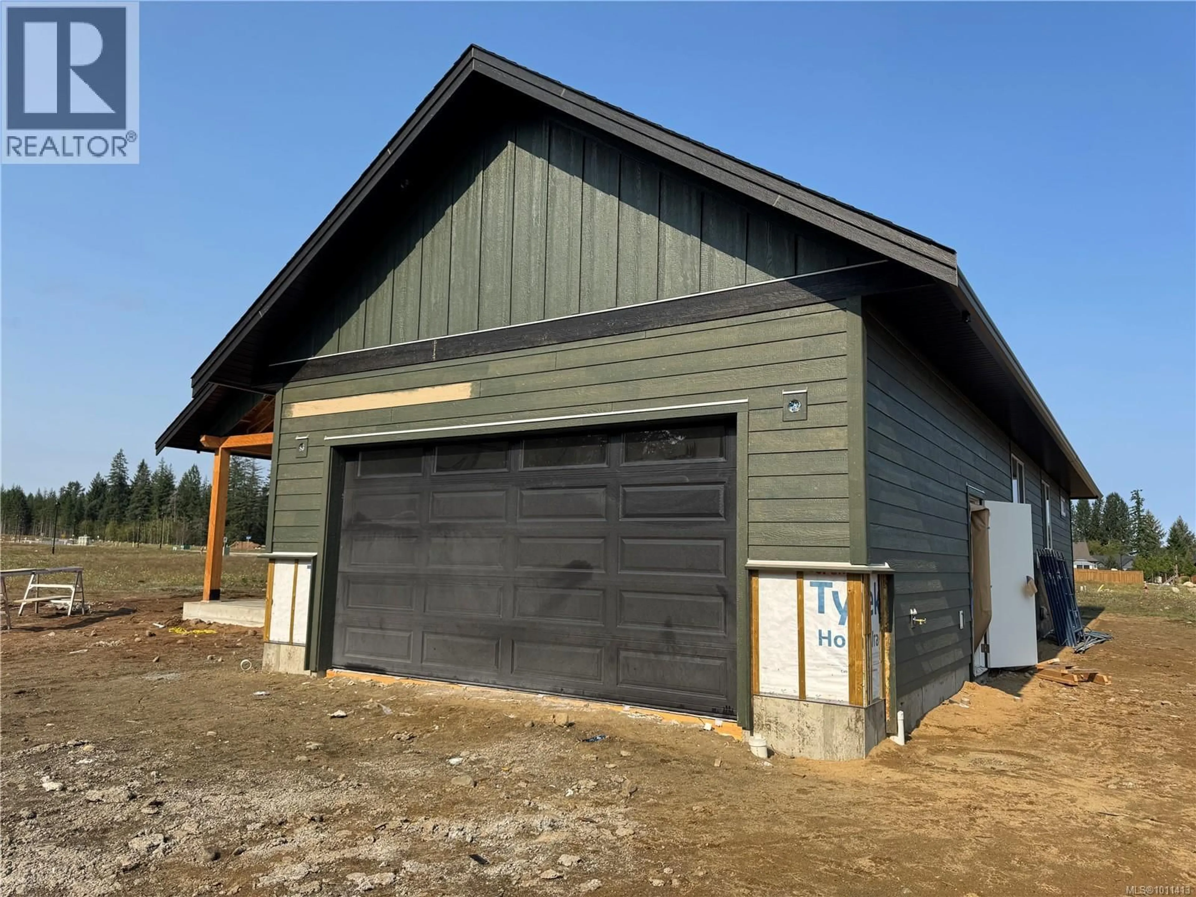 Indoor garage for 742 SALMONBERRY STREET, Campbell River British Columbia V9H0G1