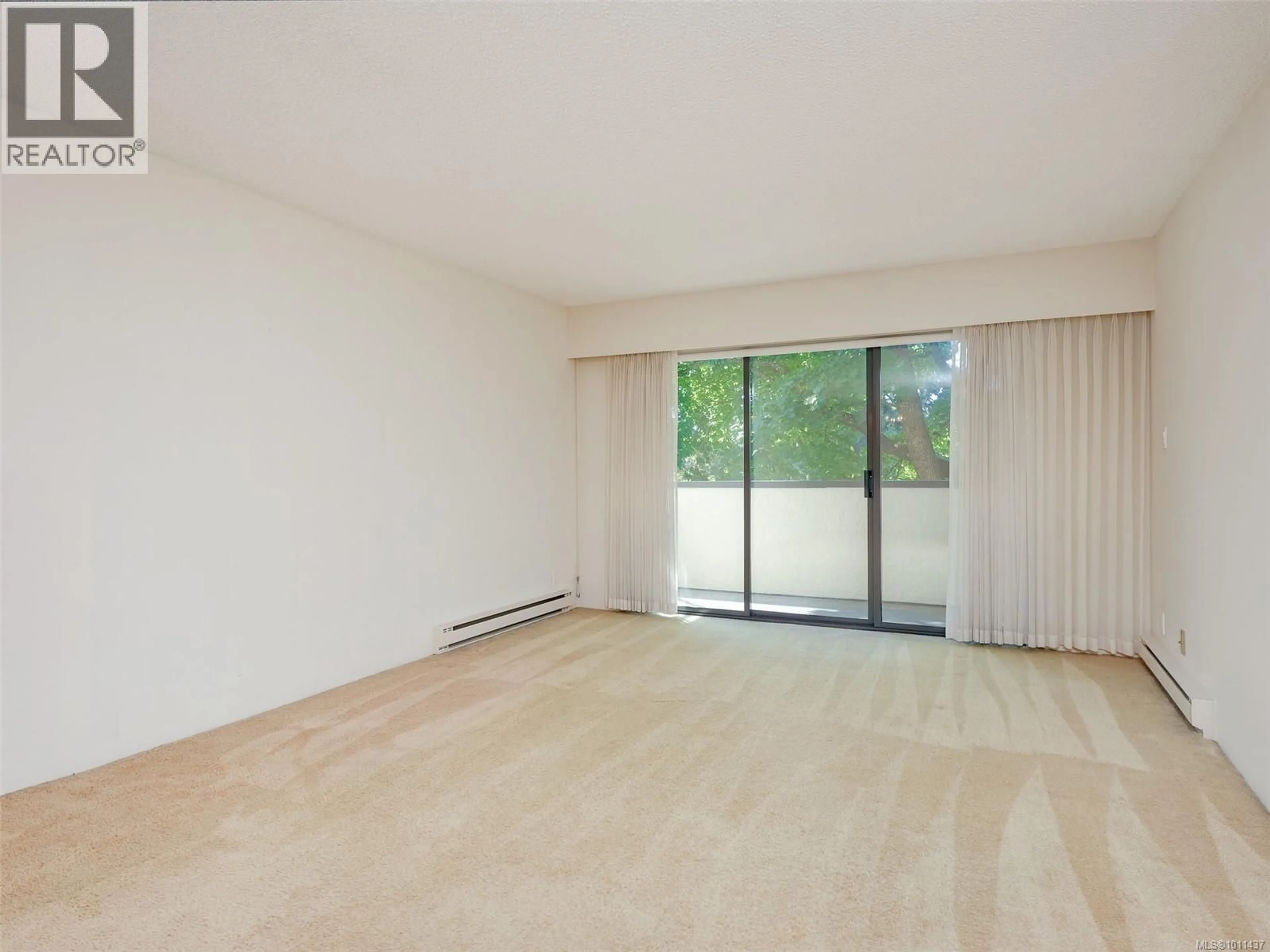 A pic of a room for 204 - 935 FAIRFIELD ROAD, Victoria British Columbia V8V3A3