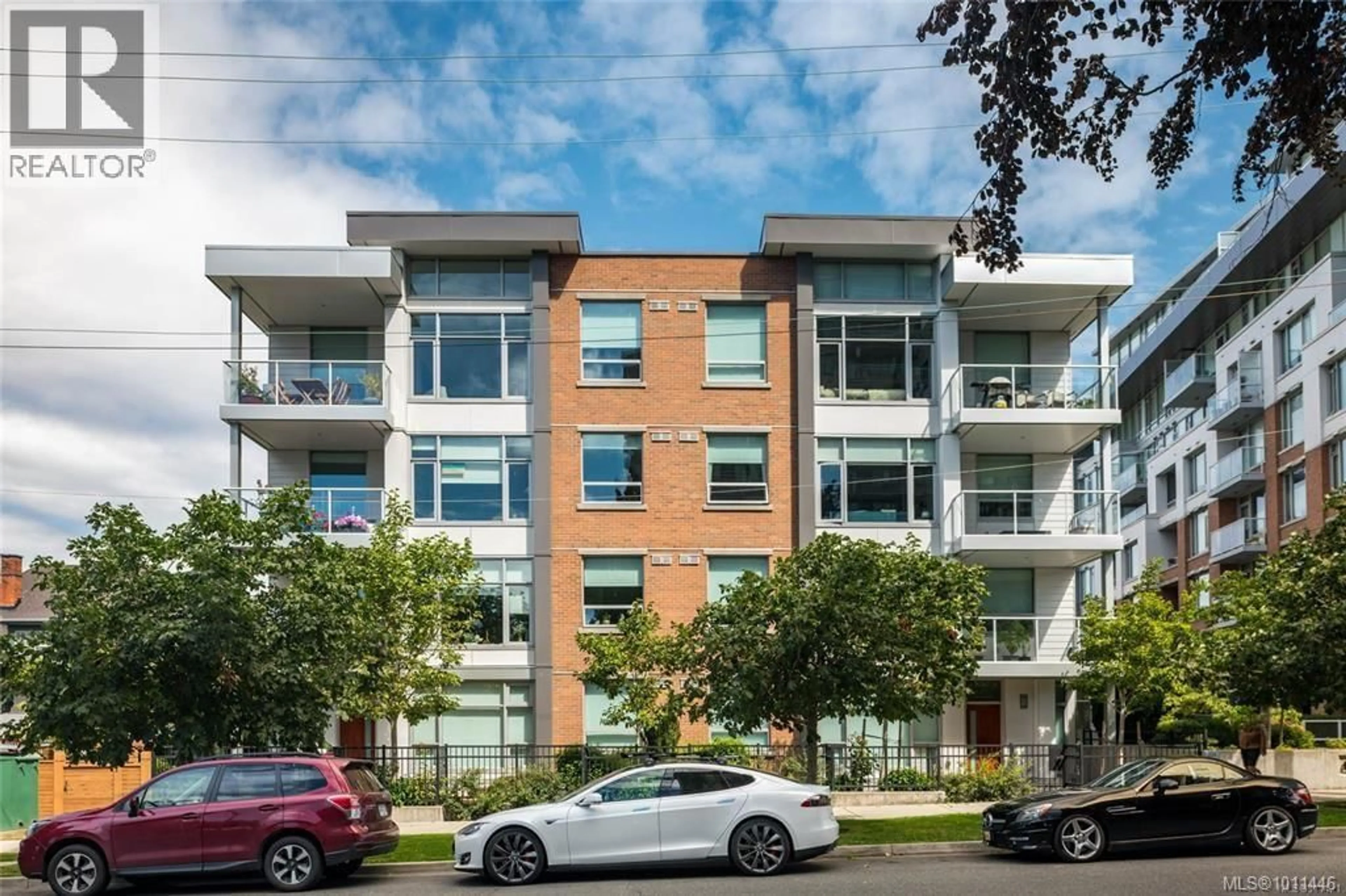 Unknown for 303 - 640 MICHIGAN STREET, Victoria British Columbia V8V1S9