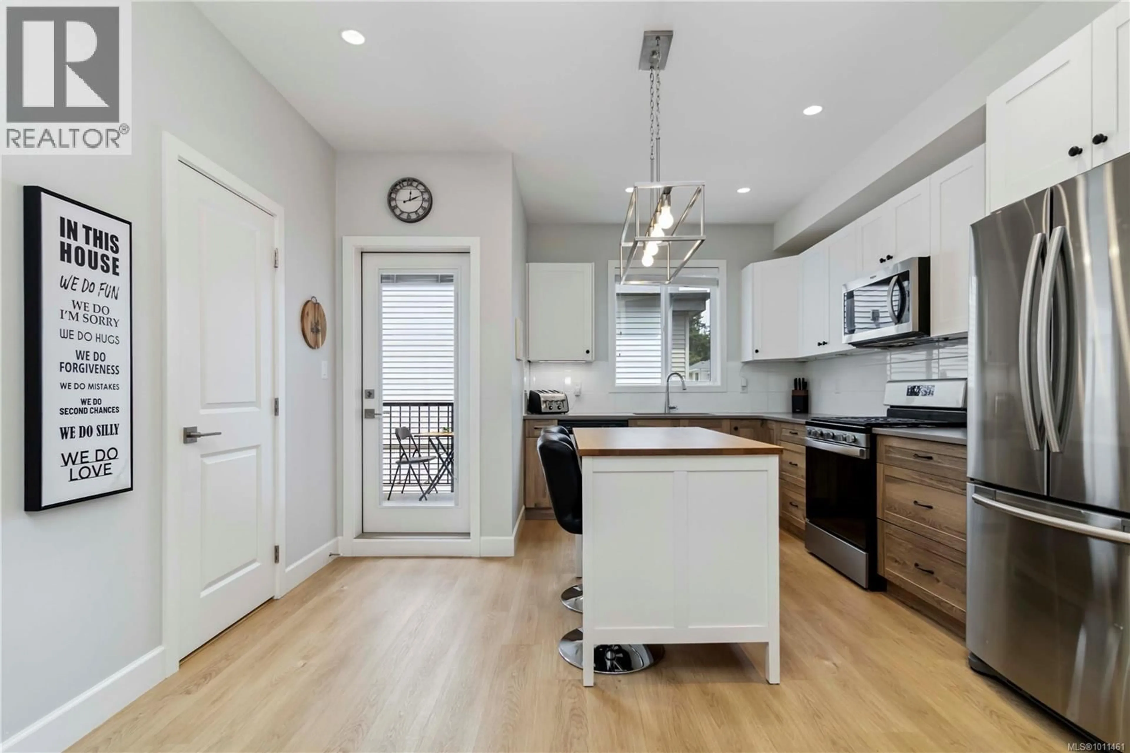 Open concept kitchen, unknown for 605 - 3351 LUXTON ROAD, Langford British Columbia V9C0P2