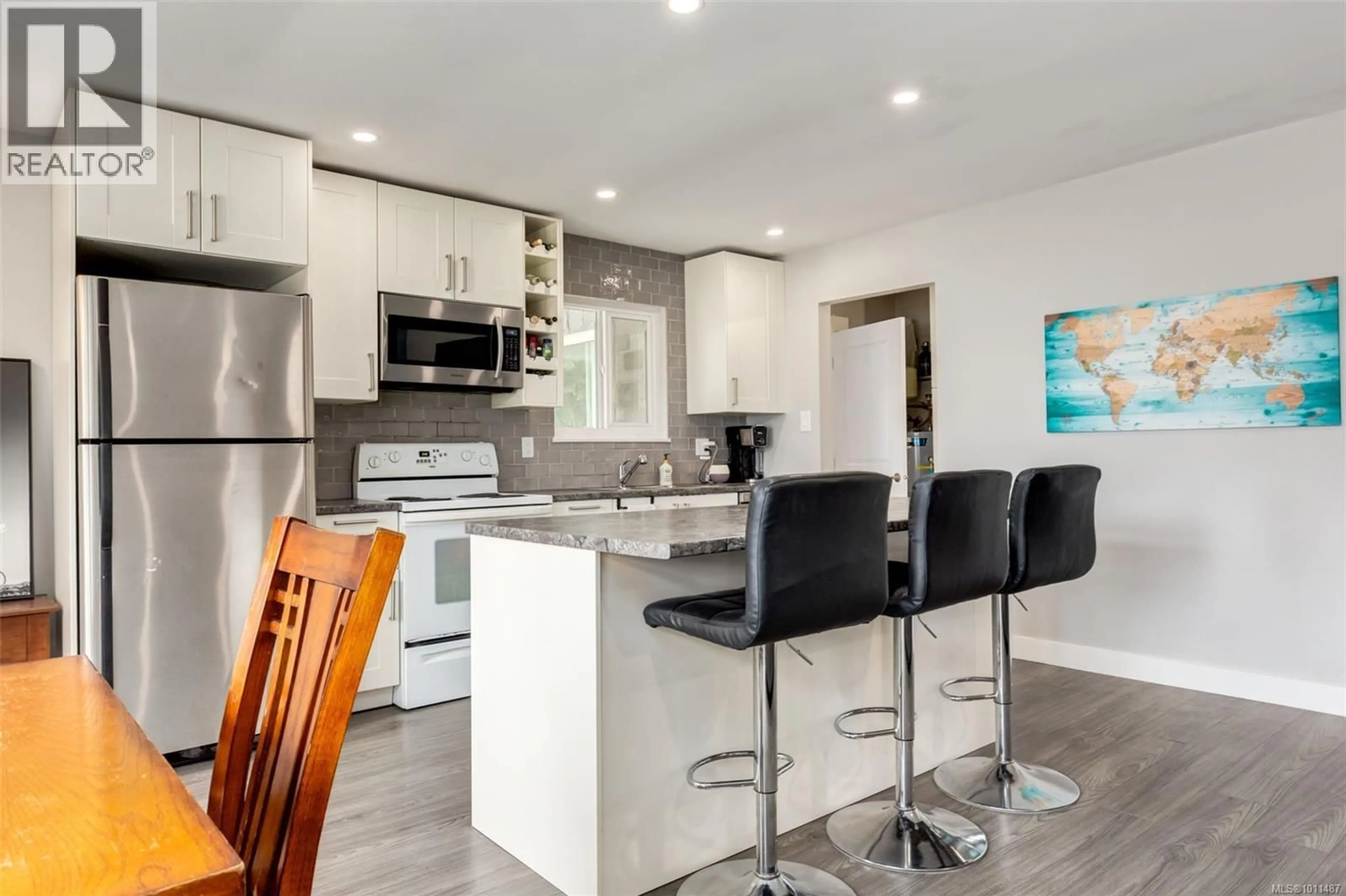 Open concept kitchen, unknown for 146 COOPER PLACE, Parksville British Columbia V9P1M4