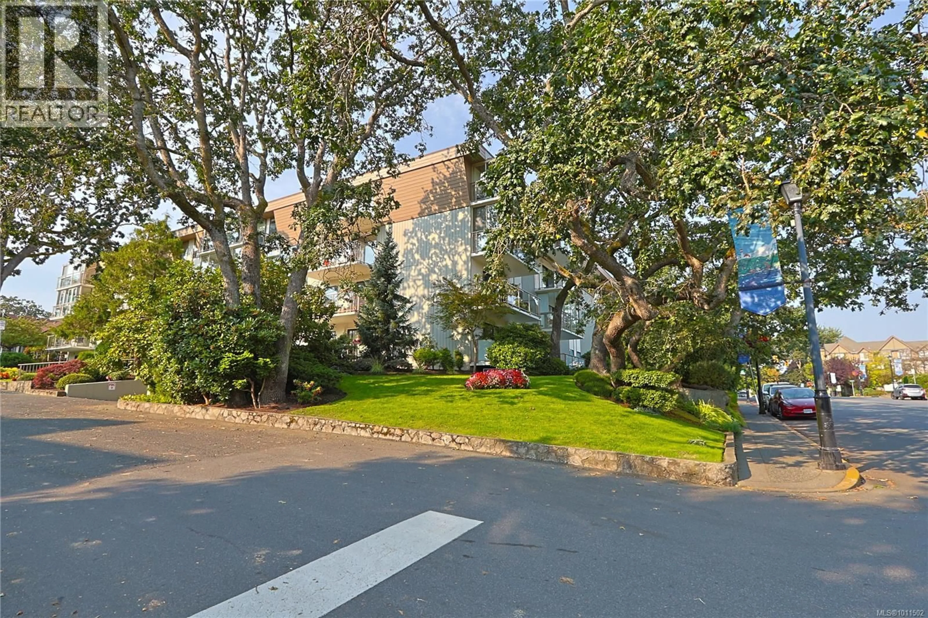 Unknown for 201 - 2125 OAK BAY AVENUE, Oak Bay British Columbia V8R1E8