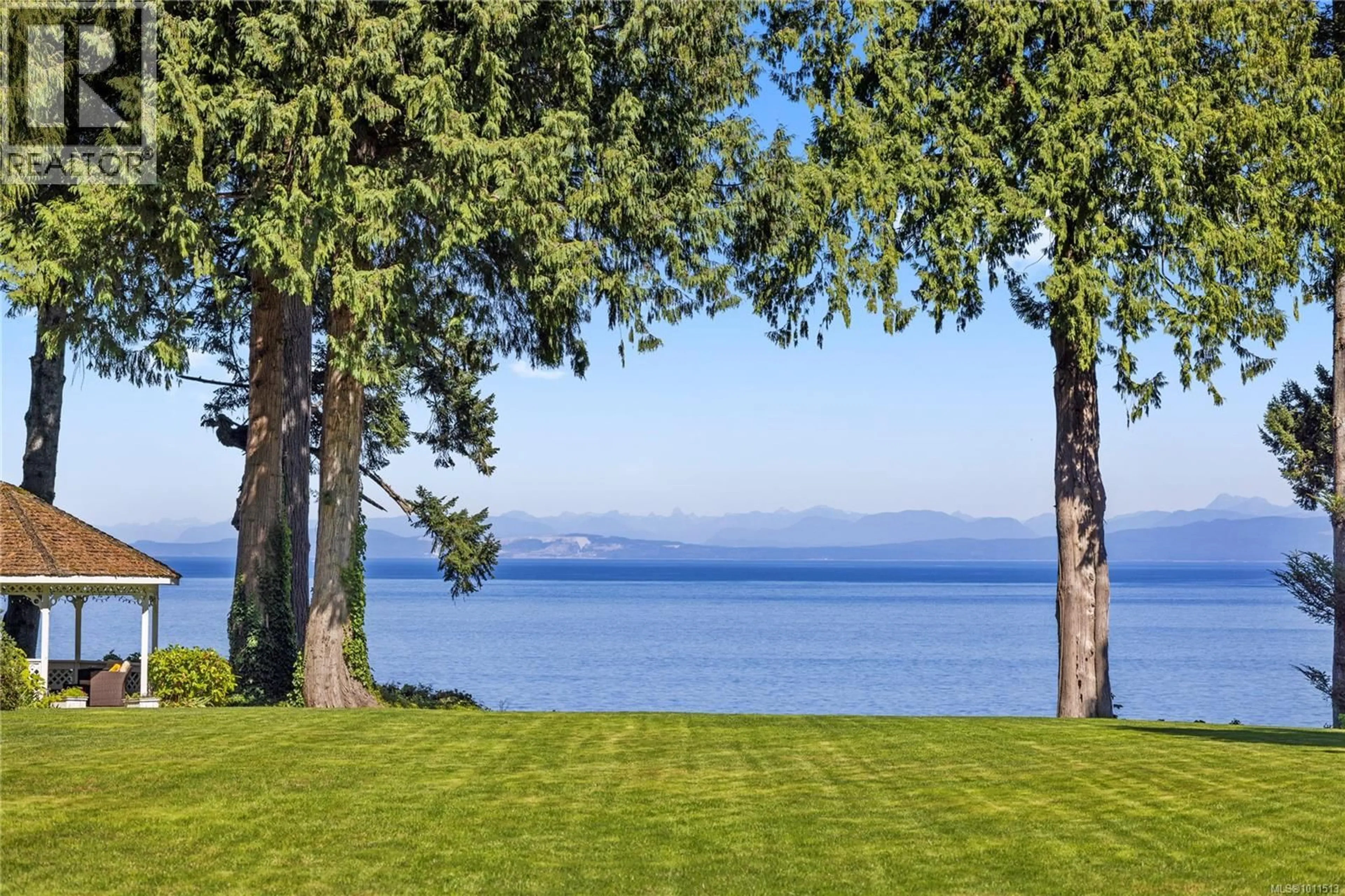 Patio, water/lake/river/ocean view for 1895 WIDGEON ROAD, Qualicum Beach British Columbia V9K1Y8