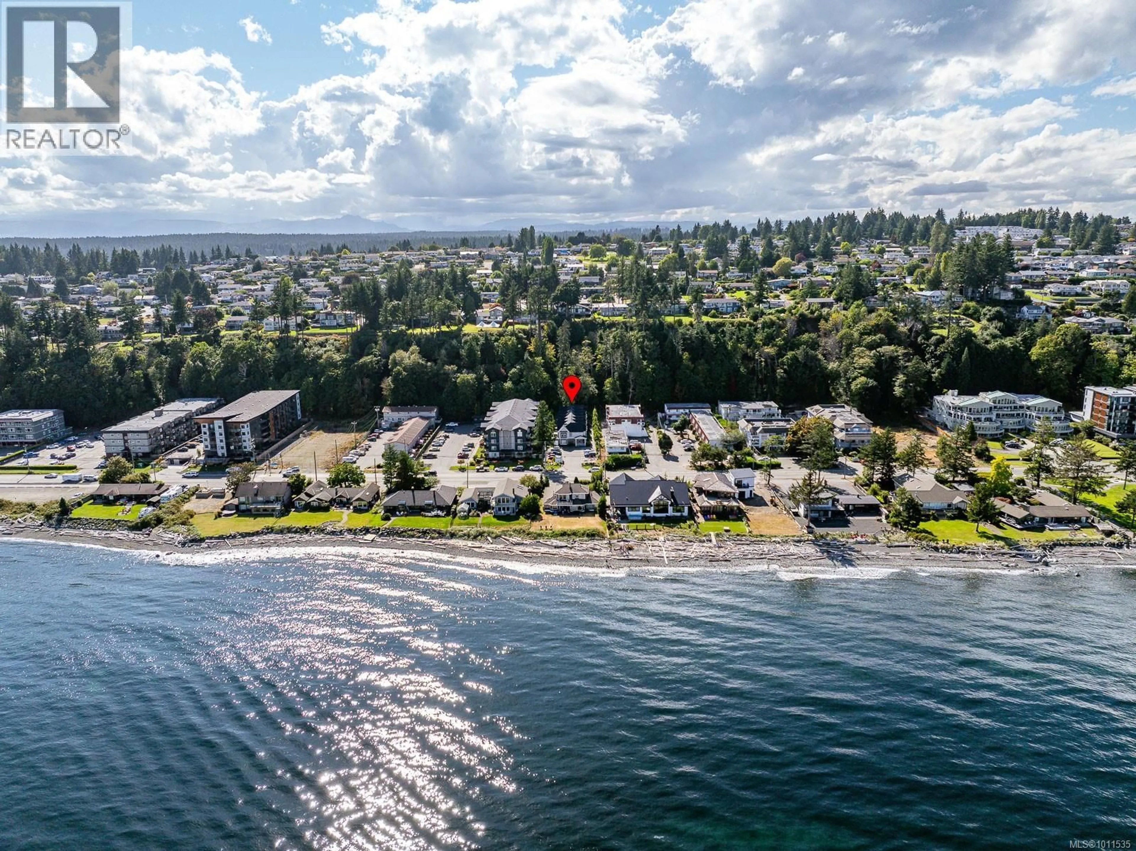 A pic from outside/outdoor area/front of a property/back of a property/a pic from drone, water/lake/river/ocean view for 7 - 796 ISLAND HIGHWAY SOUTH, Campbell River British Columbia V9W1A6