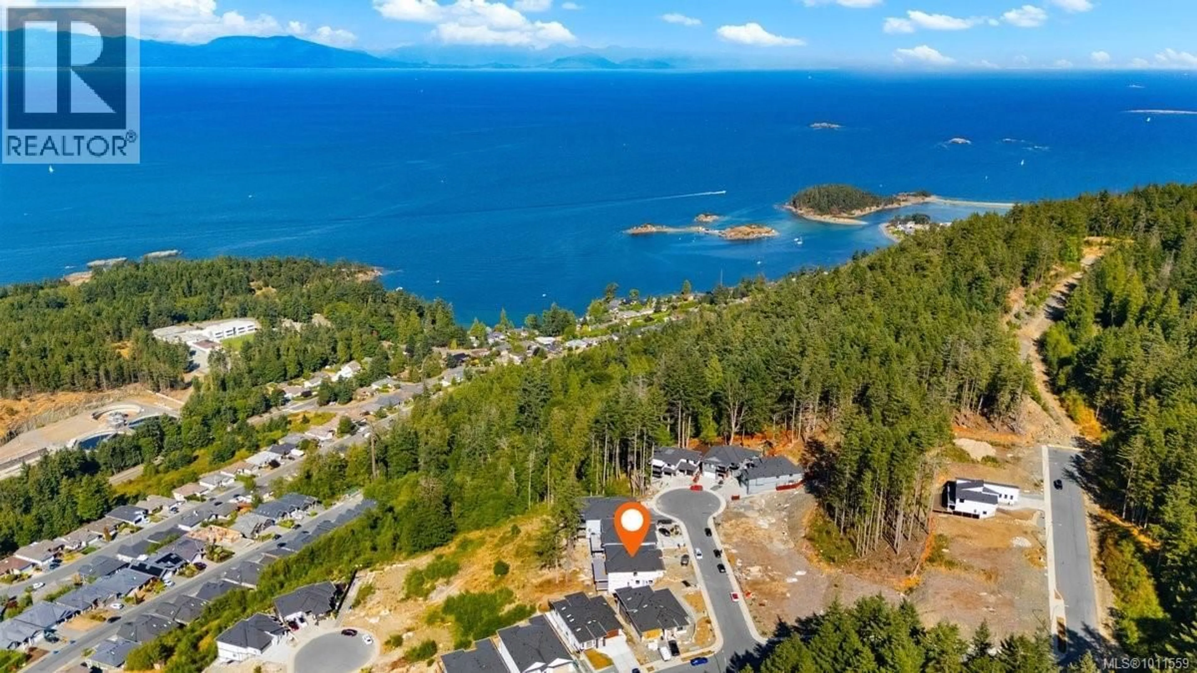 A pic from outside/outdoor area/front of a property/back of a property/a pic from drone, water/lake/river/ocean view for 104 WHITEFISH PLACE SOUTHEAST, Nanaimo British Columbia V9T0N2