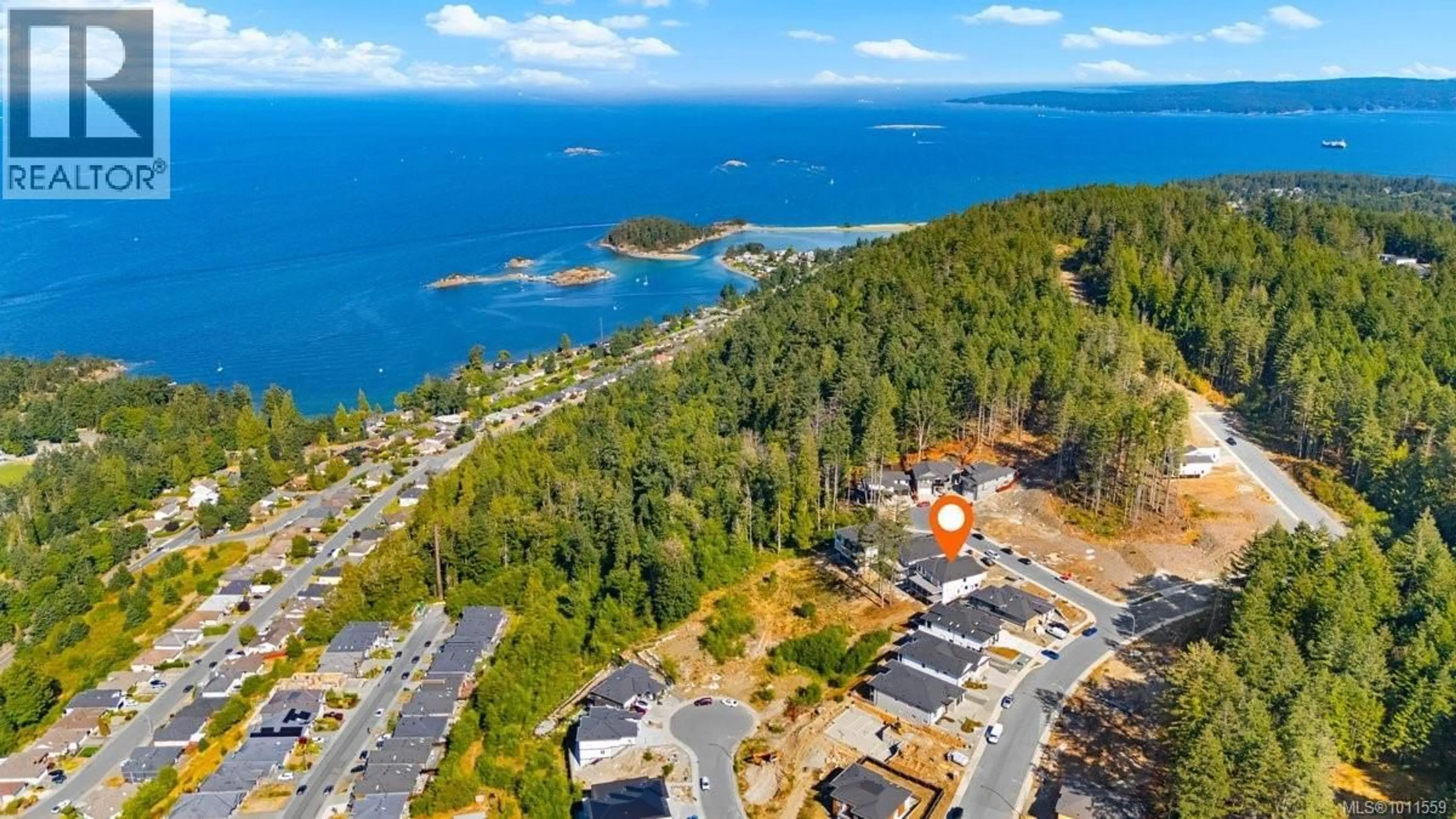 A pic from outside/outdoor area/front of a property/back of a property/a pic from drone, water/lake/river/ocean view for 104 WHITEFISH PLACE SOUTHEAST, Nanaimo British Columbia V9T0N2