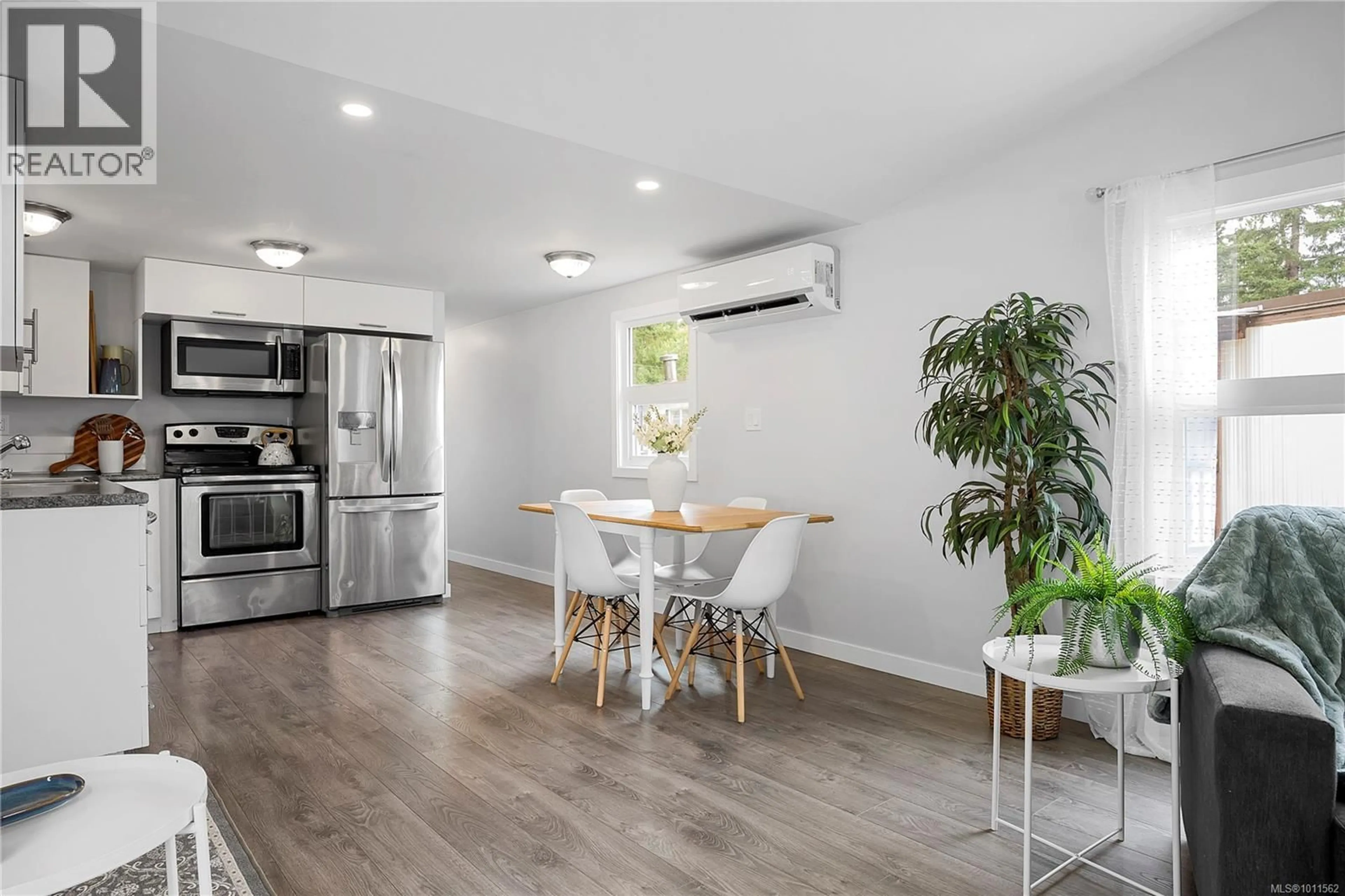 Open concept kitchen, unknown for 15 - 3449 HALLBERG ROAD, Nanaimo British Columbia V9G1L2