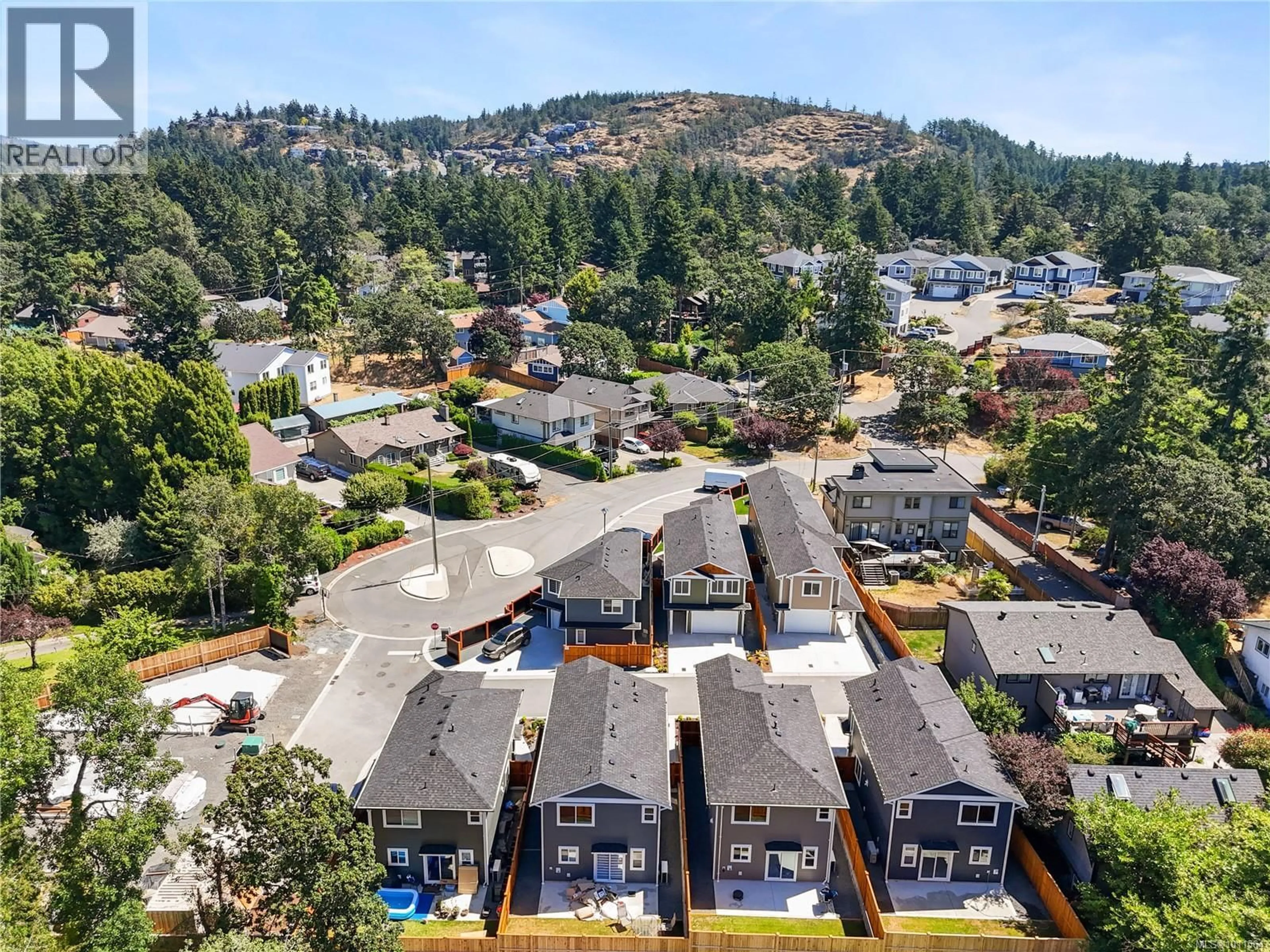 A pic from outside/outdoor area/front of a property/back of a property/a pic from drone, unknown for 731 STONEBROOK LANE, Langford British Columbia V9B3N9