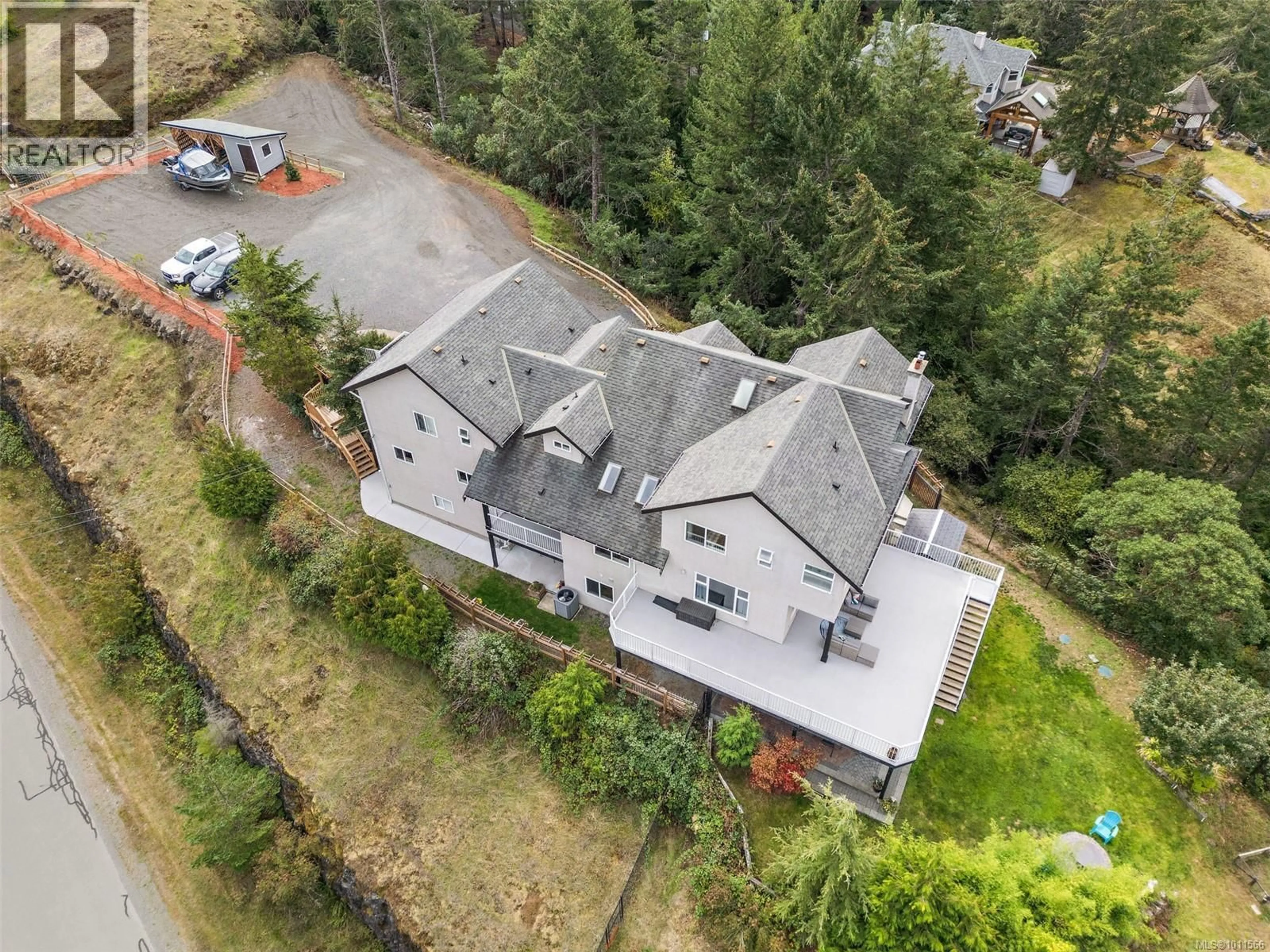 A pic from outside/outdoor area/front of a property/back of a property/a pic from drone, unknown for 3965 HI-MOUNT DRIVE, Metchosin British Columbia V9C3V9