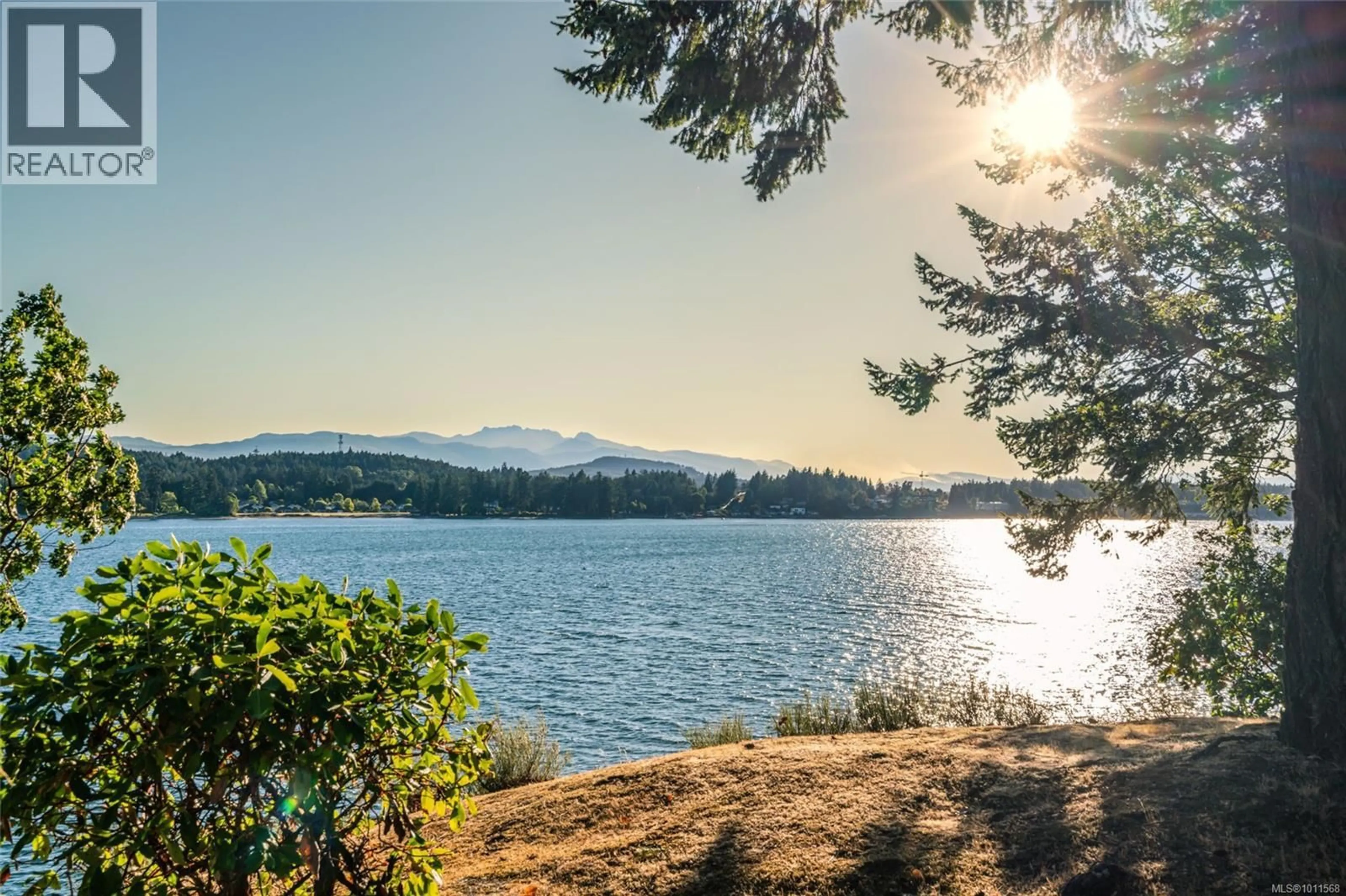 Patio, water/lake/river/ocean view for 1419 MADRONA DRIVE, Nanoose Bay British Columbia V9P9C9