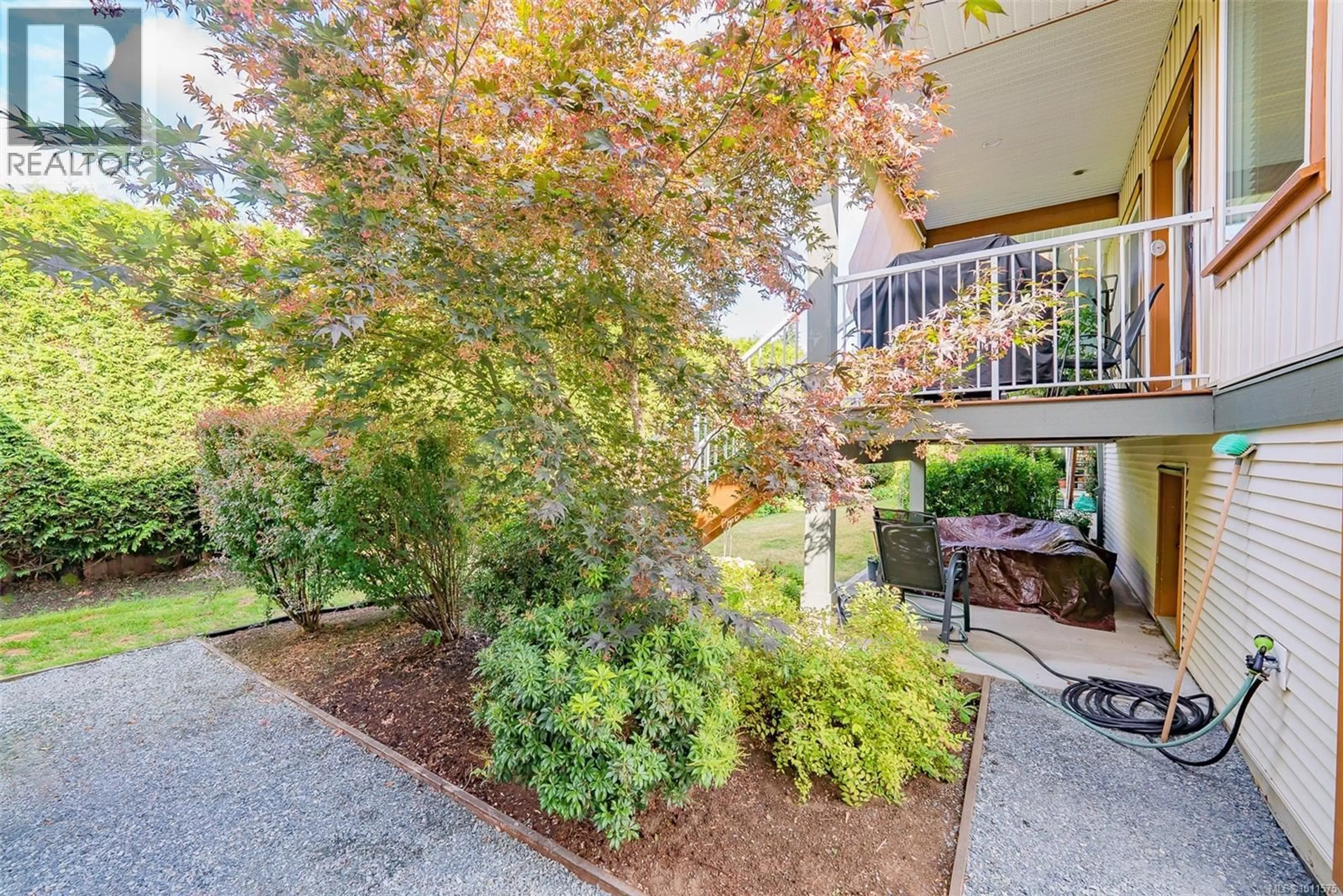 Patio, street for 2405 BRANDON WAY, Nanaimo British Columbia V9T0G2