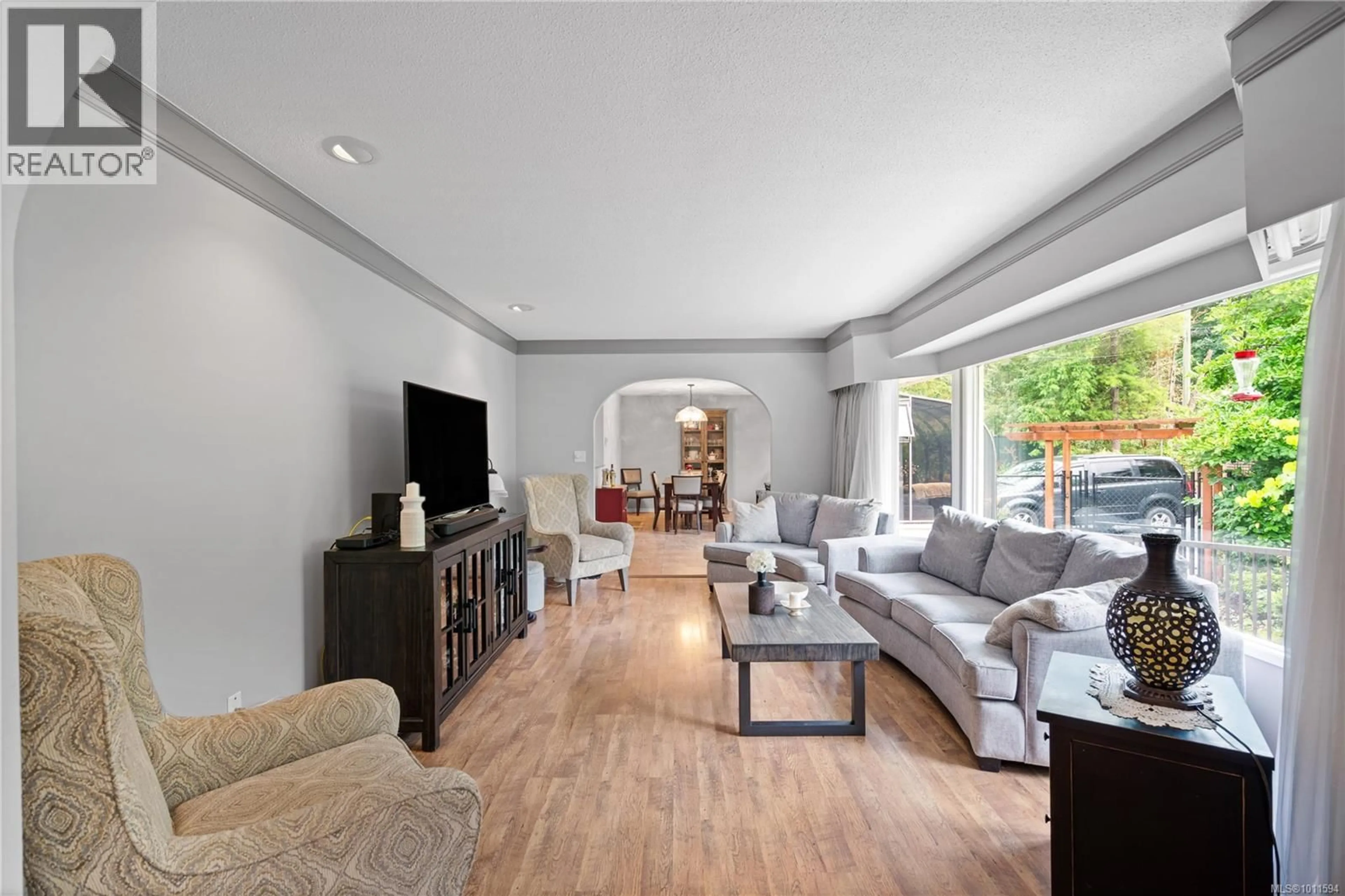 Living room with furniture, unknown for 714 BRADLEY DYNE ROAD, North Saanich British Columbia V8L5G9