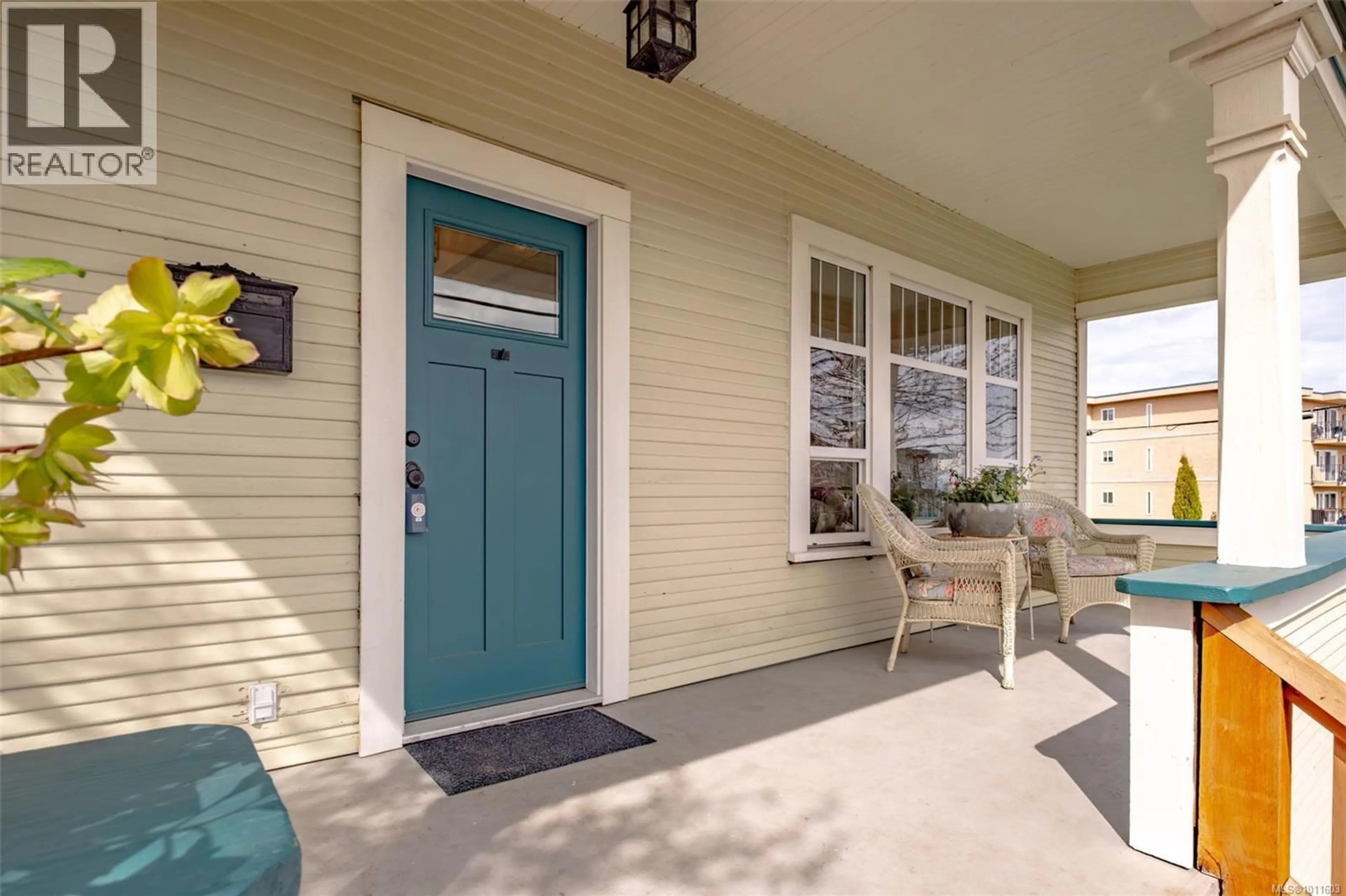 Indoor entryway for 302 VICTORIA ROAD, Nanaimo British Columbia V9R4P9