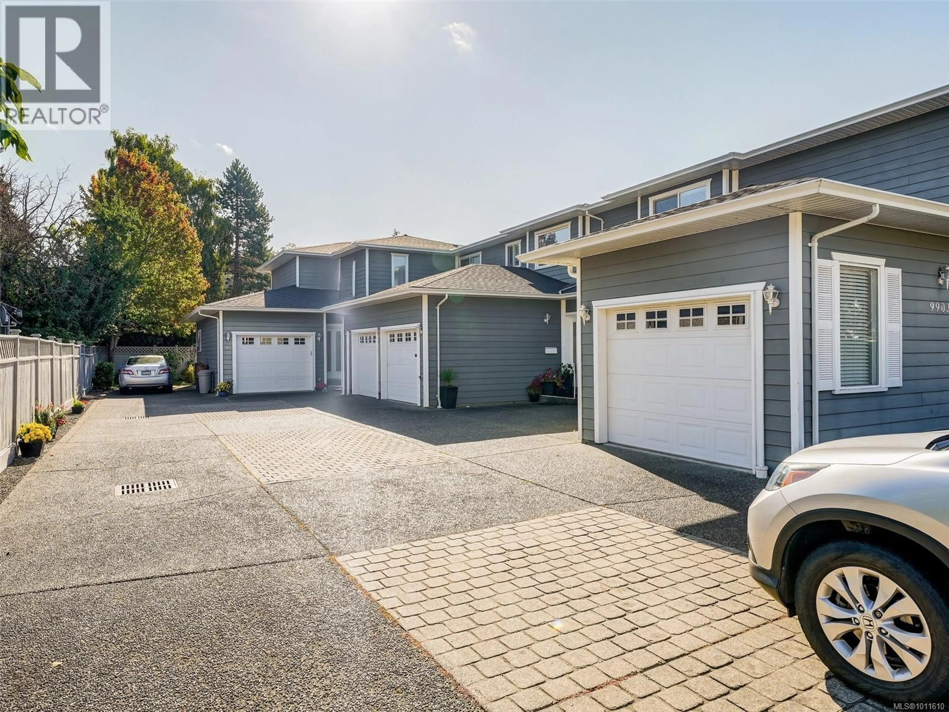 Unknown for 4 - 9903 RESTHAVEN DRIVE, Sidney British Columbia V8L3E9