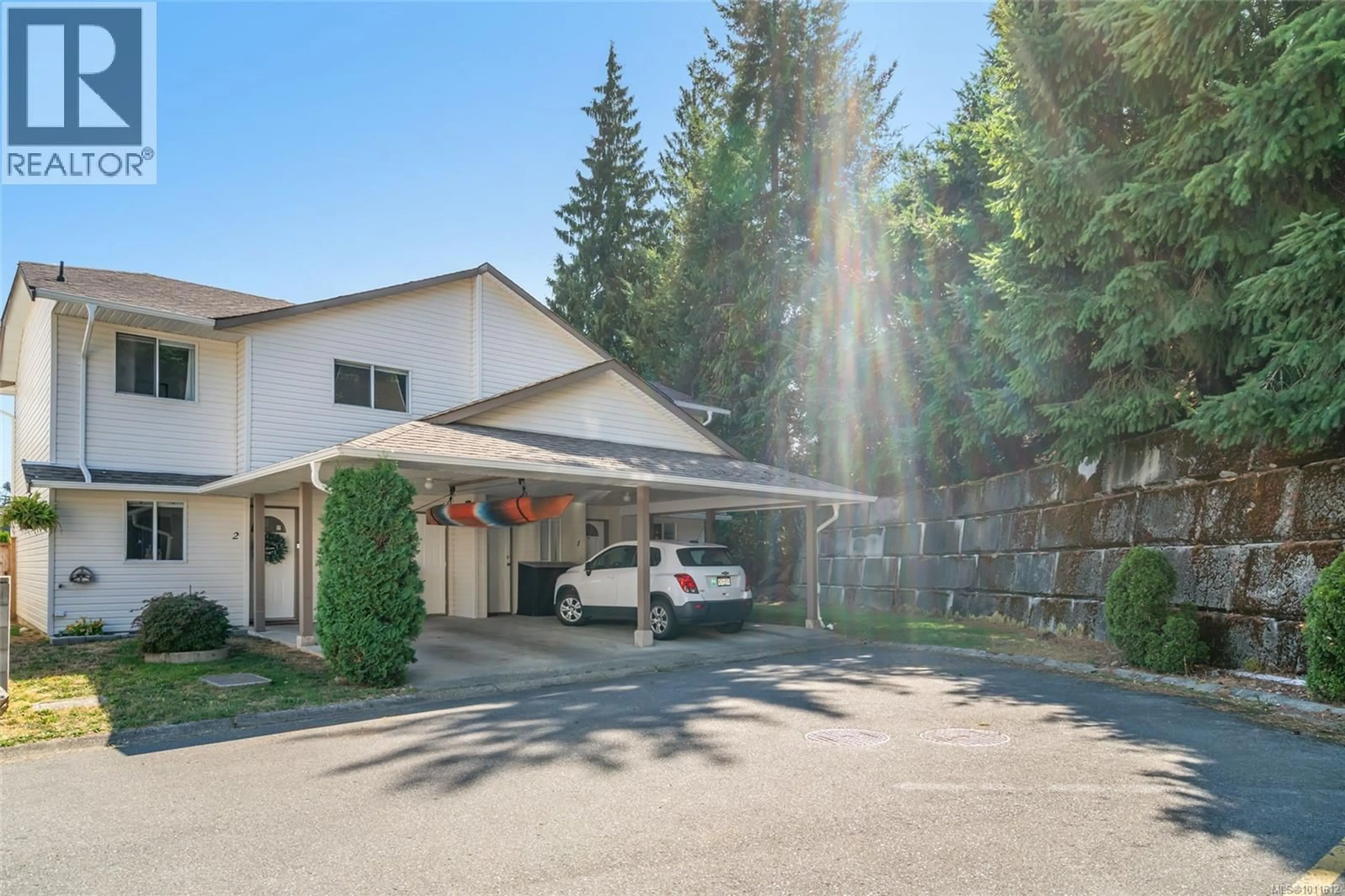 Patio, street for 2 - 941 MALONE ROAD, Ladysmith British Columbia V9G1S2