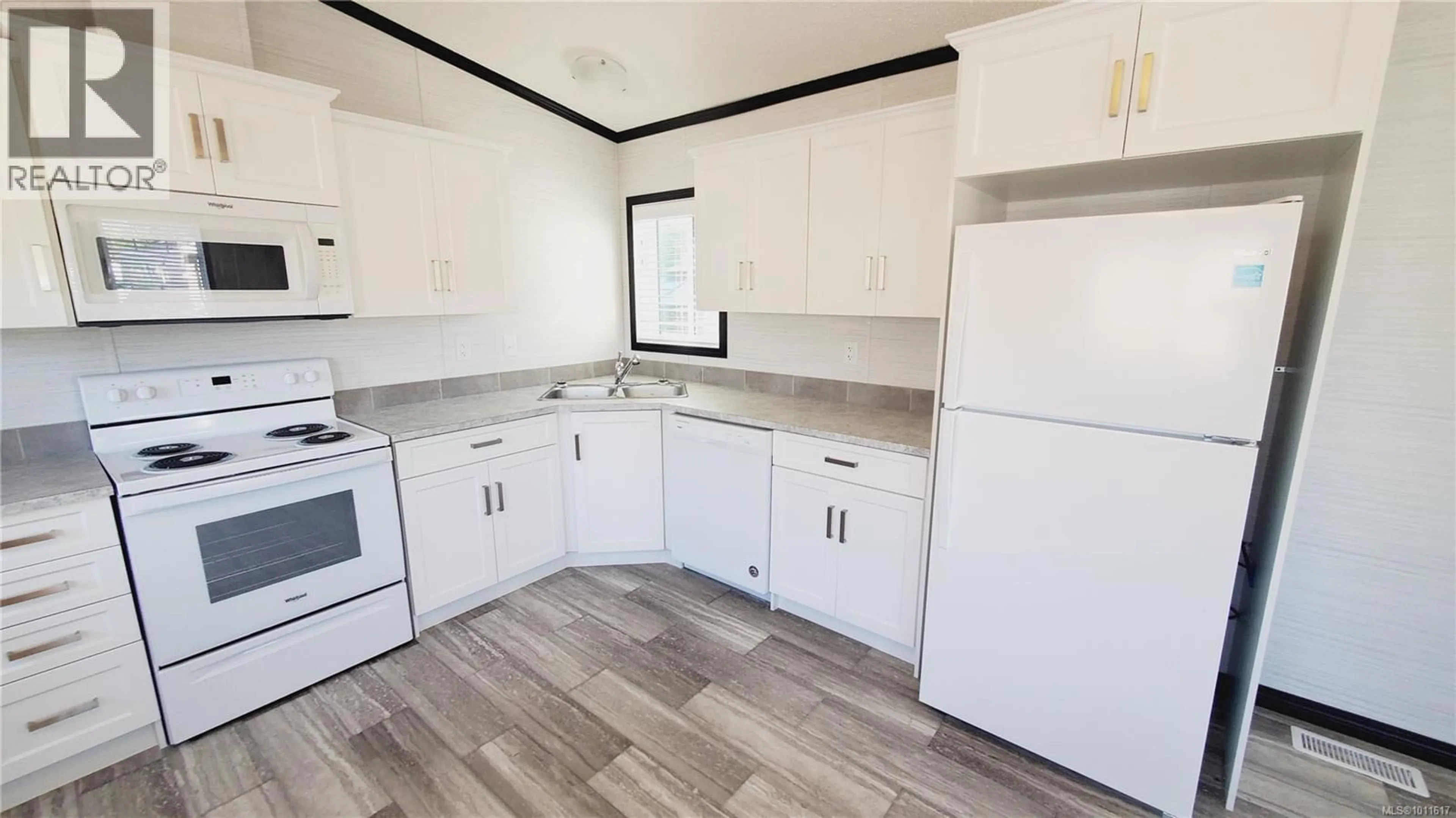 Standard kitchen, unknown for 61 - 1720 WHIBLEY ROAD, Errington British Columbia V0R1M0
