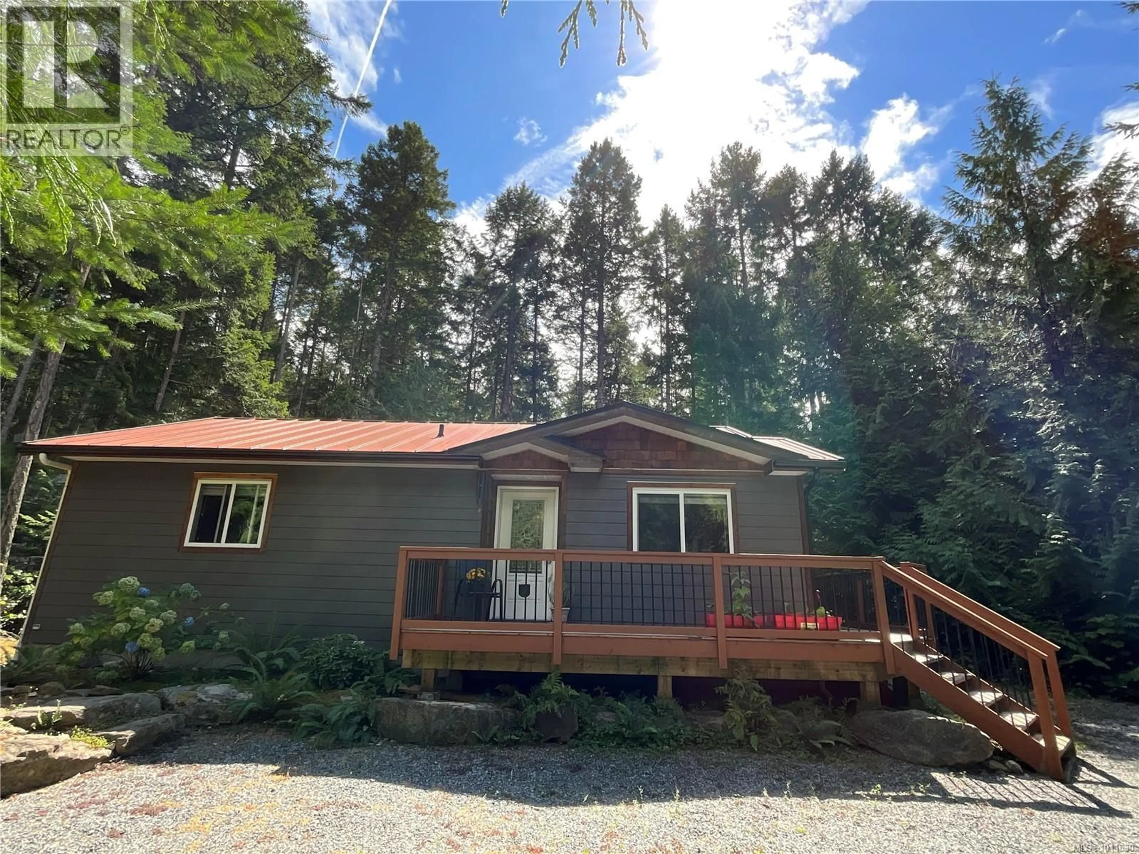 Home with vinyl exterior material, unknown for 319 MALASPINA DRIVE, Gabriola Island British Columbia V0R1X1
