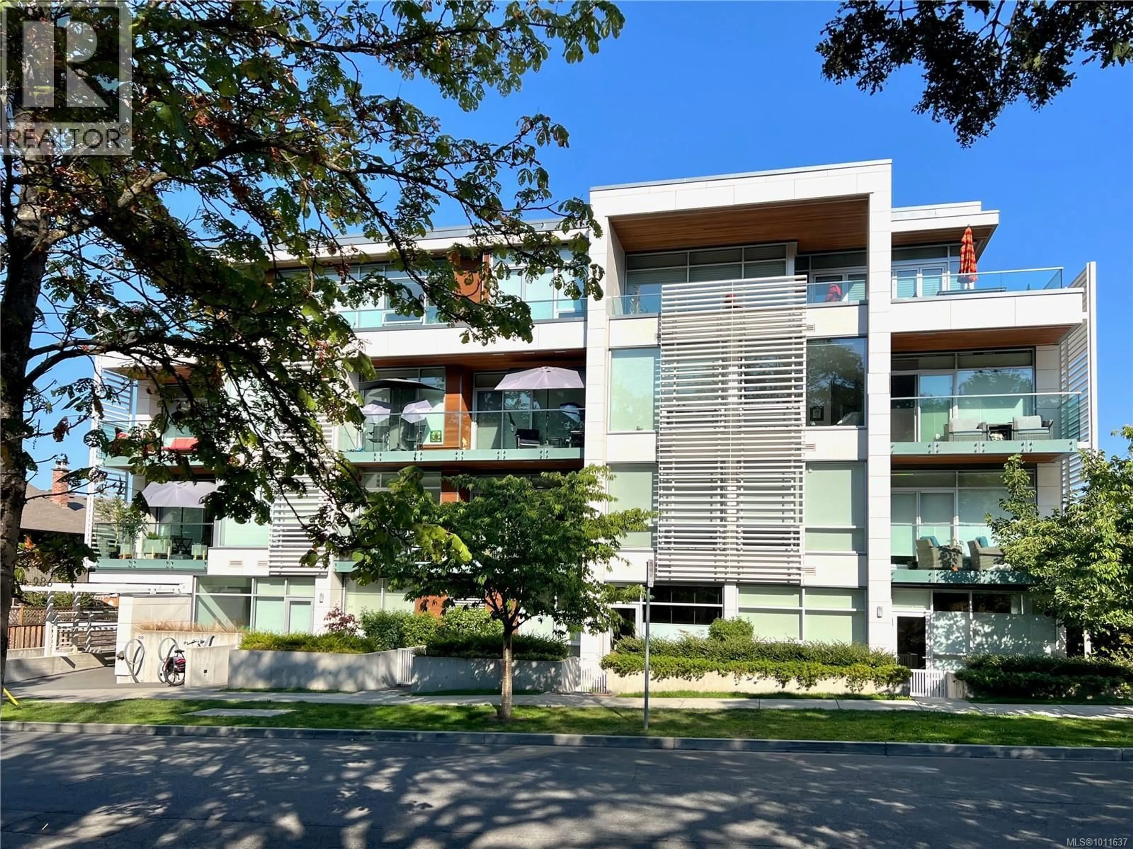 Unknown for 206 - 986 HEYWOOD AVENUE, Victoria British Columbia V8V2Y6