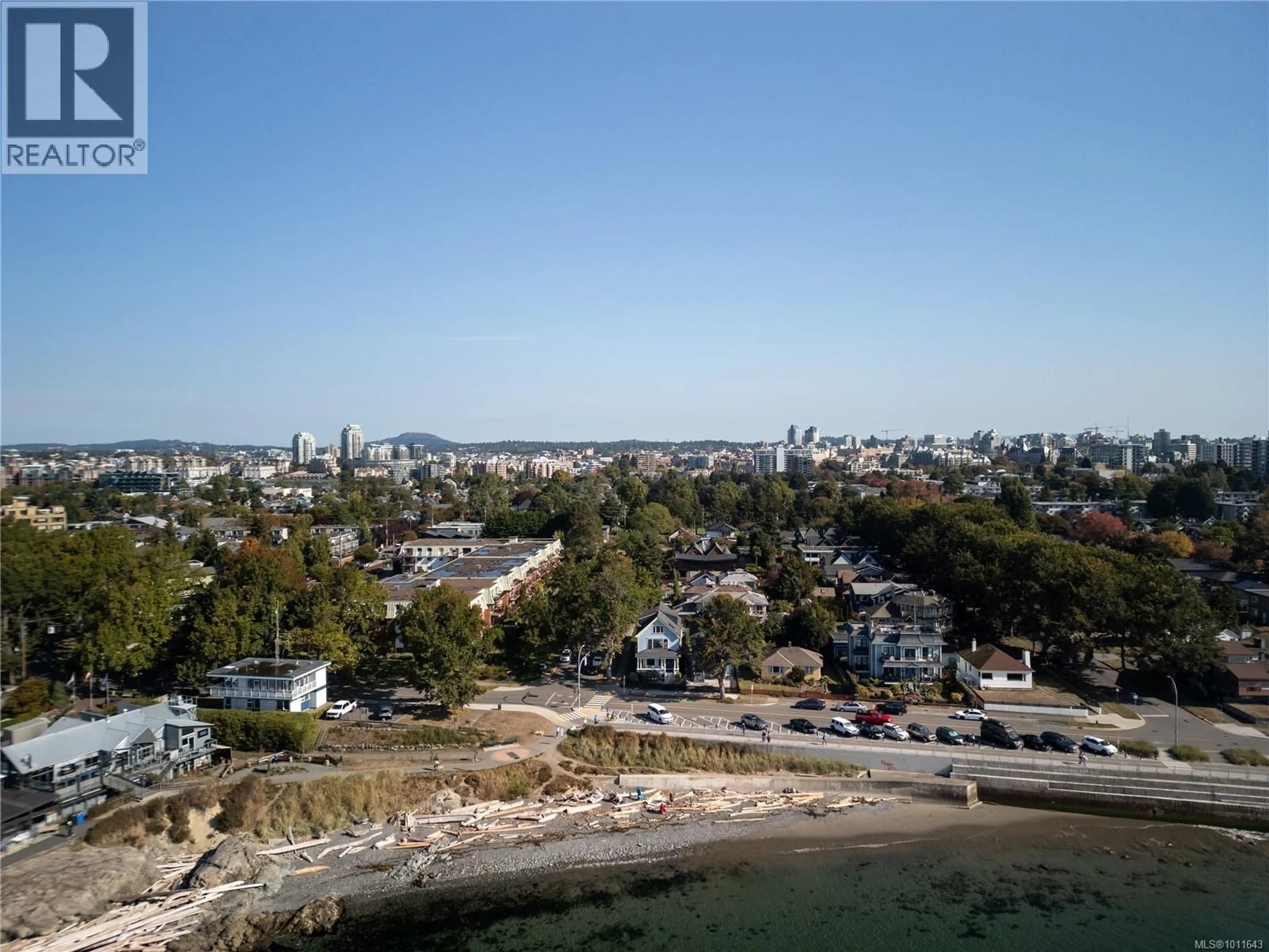 A pic from outside/outdoor area/front of a property/back of a property/a pic from drone, water/lake/river/ocean view for 222 DALLAS ROAD, Victoria British Columbia V8V1A5