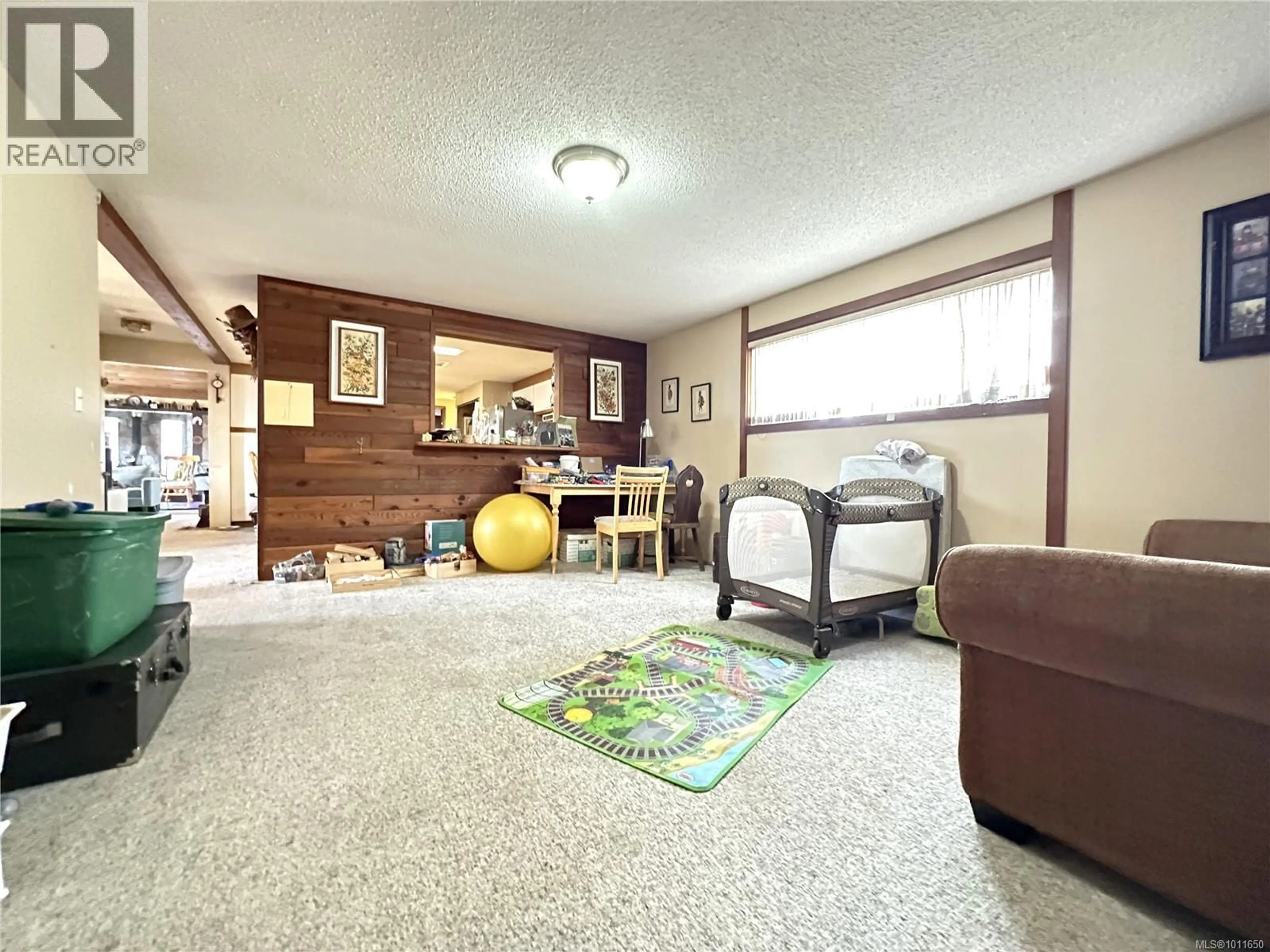 Unknown for 2000 CHELAN CRESCENT, Port McNeill British Columbia V0N2R0