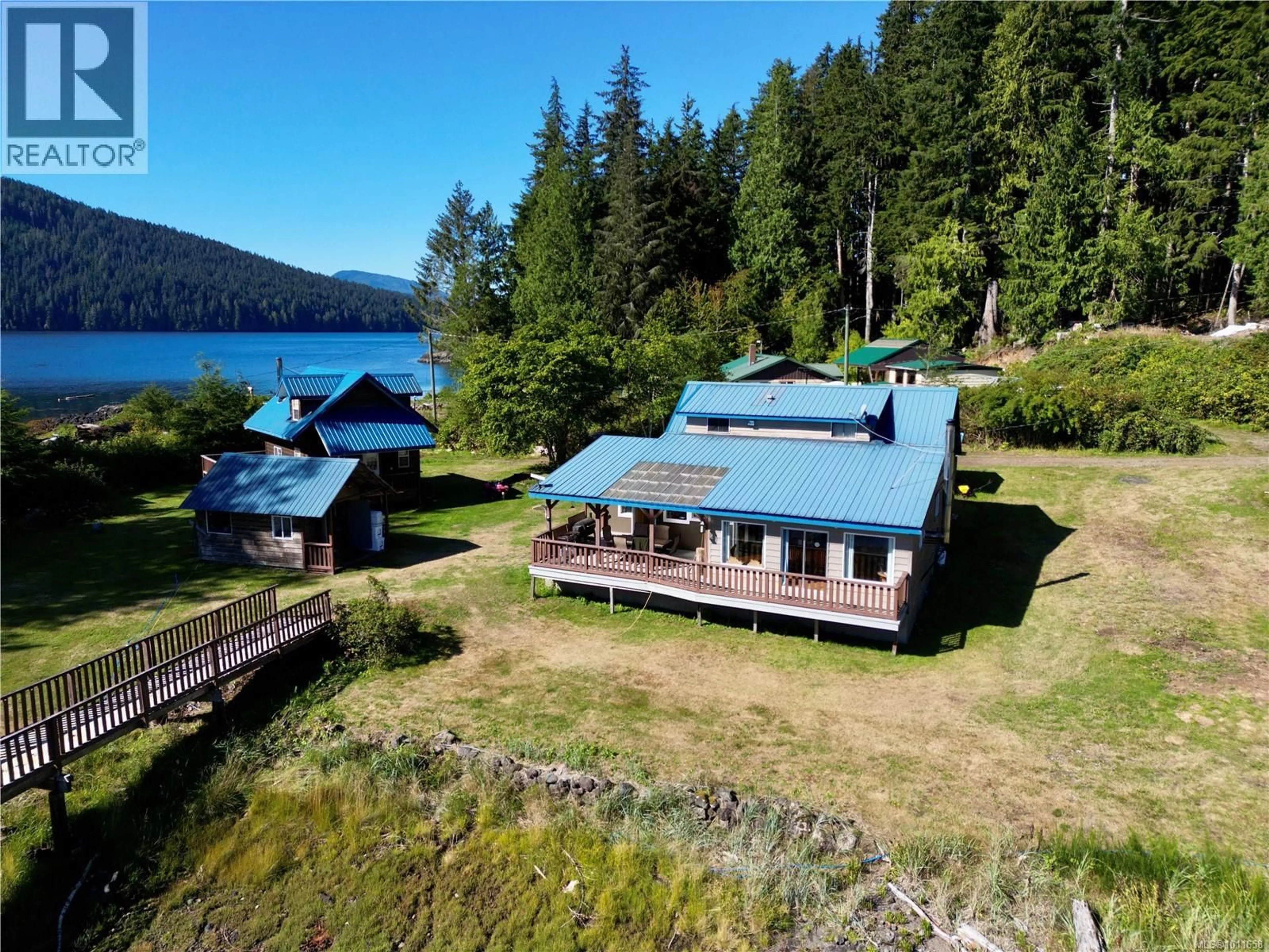 A pic from outside/outdoor area/front of a property/back of a property/a pic from drone, water/lake/river/ocean view for W-175 LEESON POINT ROAD, Quatsino British Columbia V0N2V0