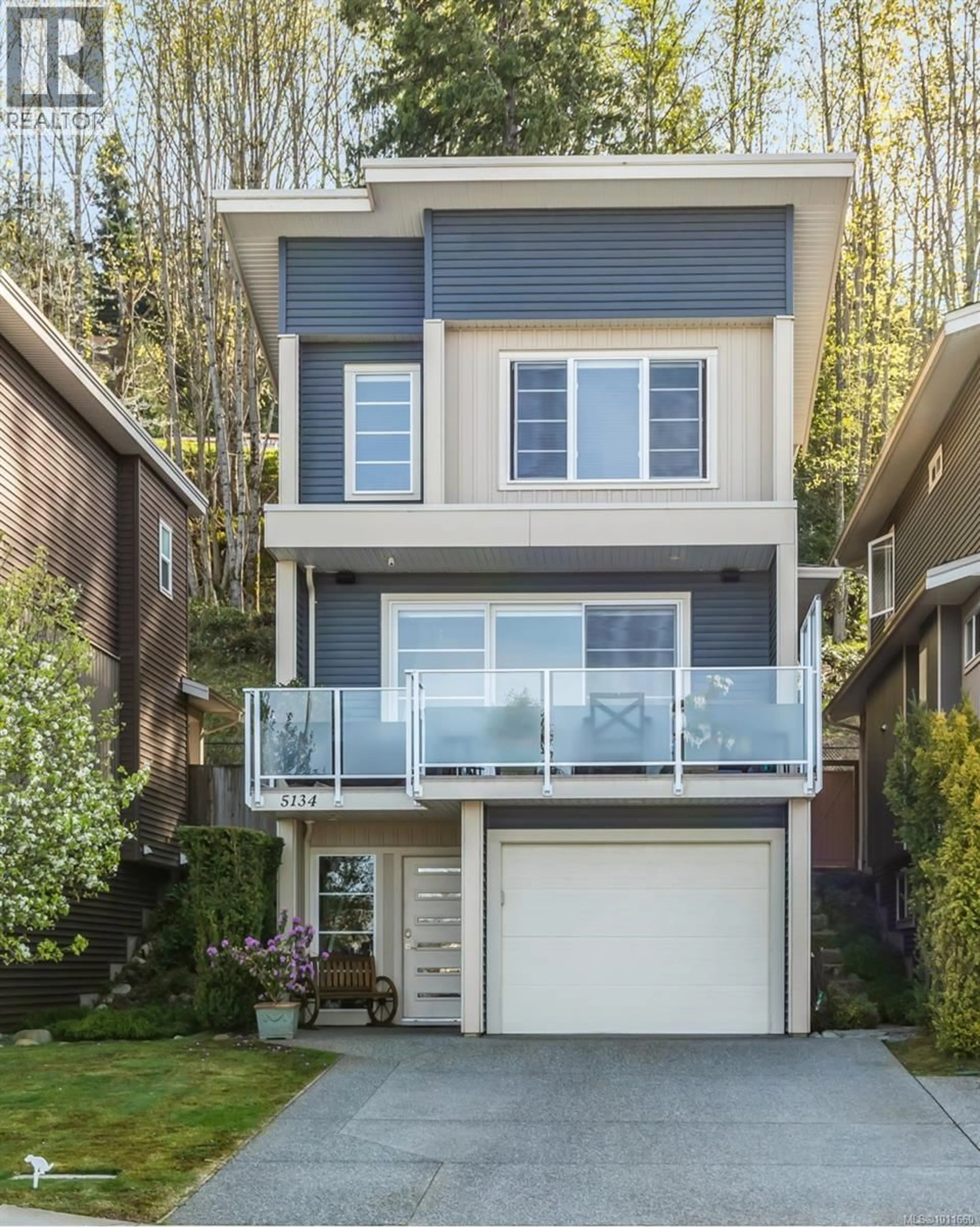 Home with vinyl exterior material, street for 5134 DUNN PLACE, Nanaimo British Columbia V9T6S9