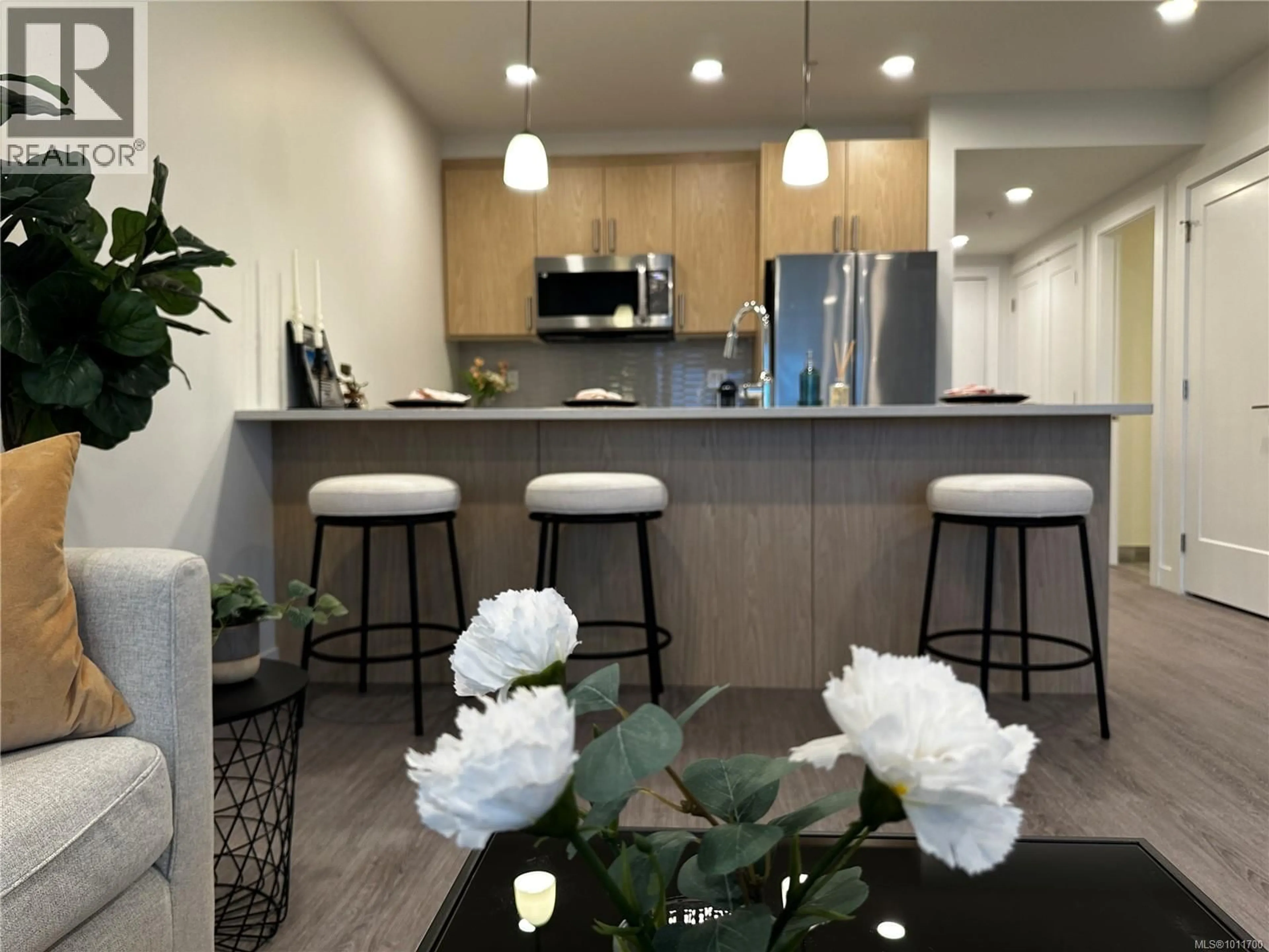Open concept kitchen, unknown for 206 - 135 HALIBURTON STREET, Nanaimo British Columbia V9R4V9