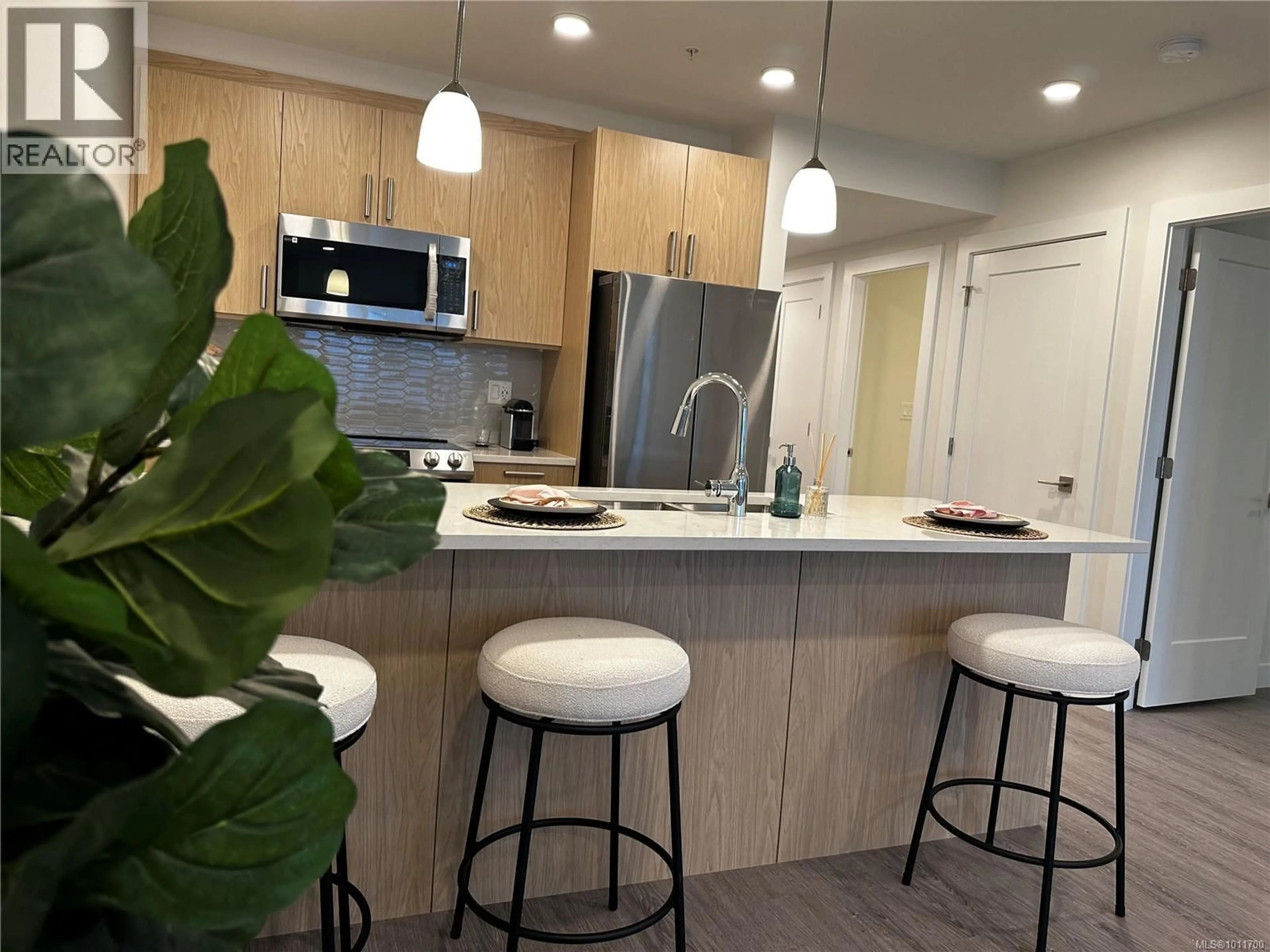 Open concept kitchen, unknown for 206 - 135 HALIBURTON STREET, Nanaimo British Columbia V9R4V9