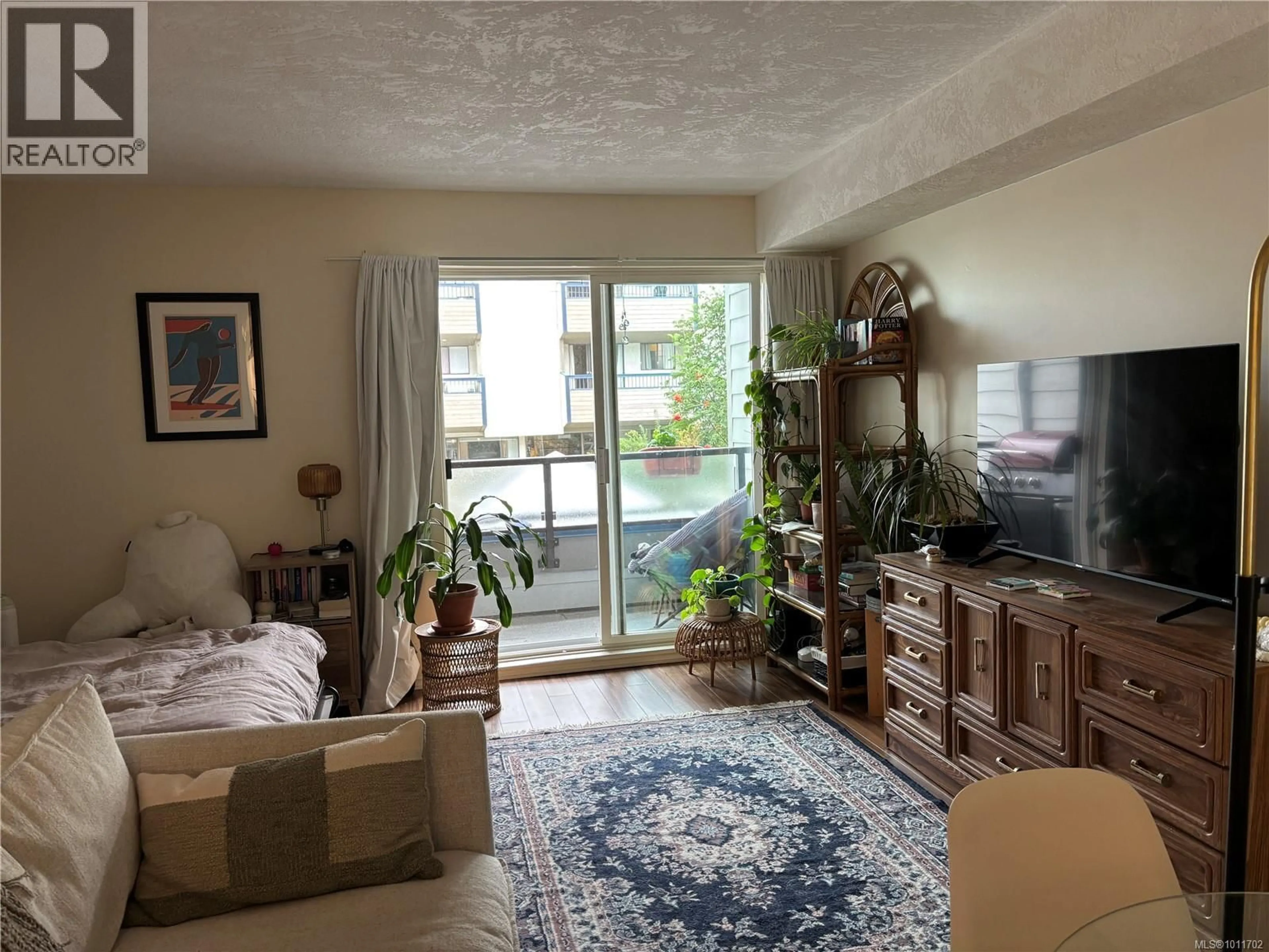 A pic of a room for 217 - 827 NORTH PARK STREET, Victoria British Columbia V8W3Y3