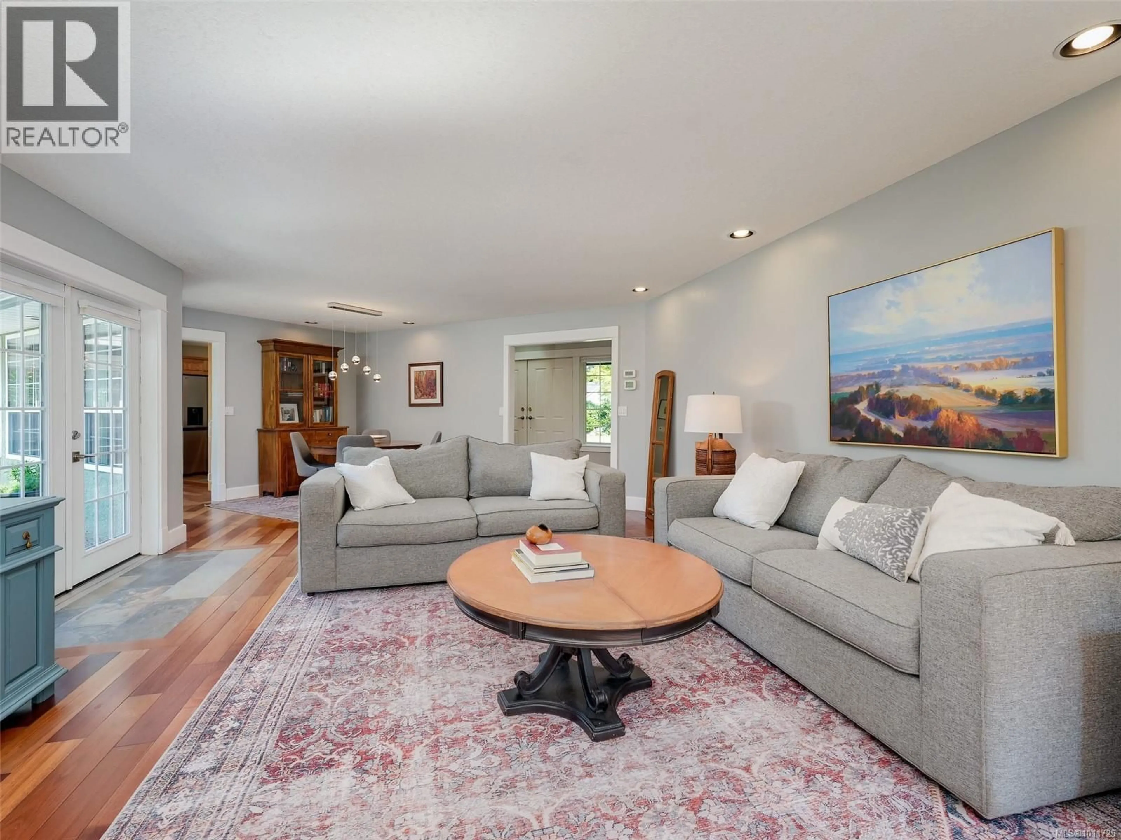 Living room with furniture, unknown for 3636 CHRISTINA DRIVE, Cobble Hill British Columbia V0R1L4