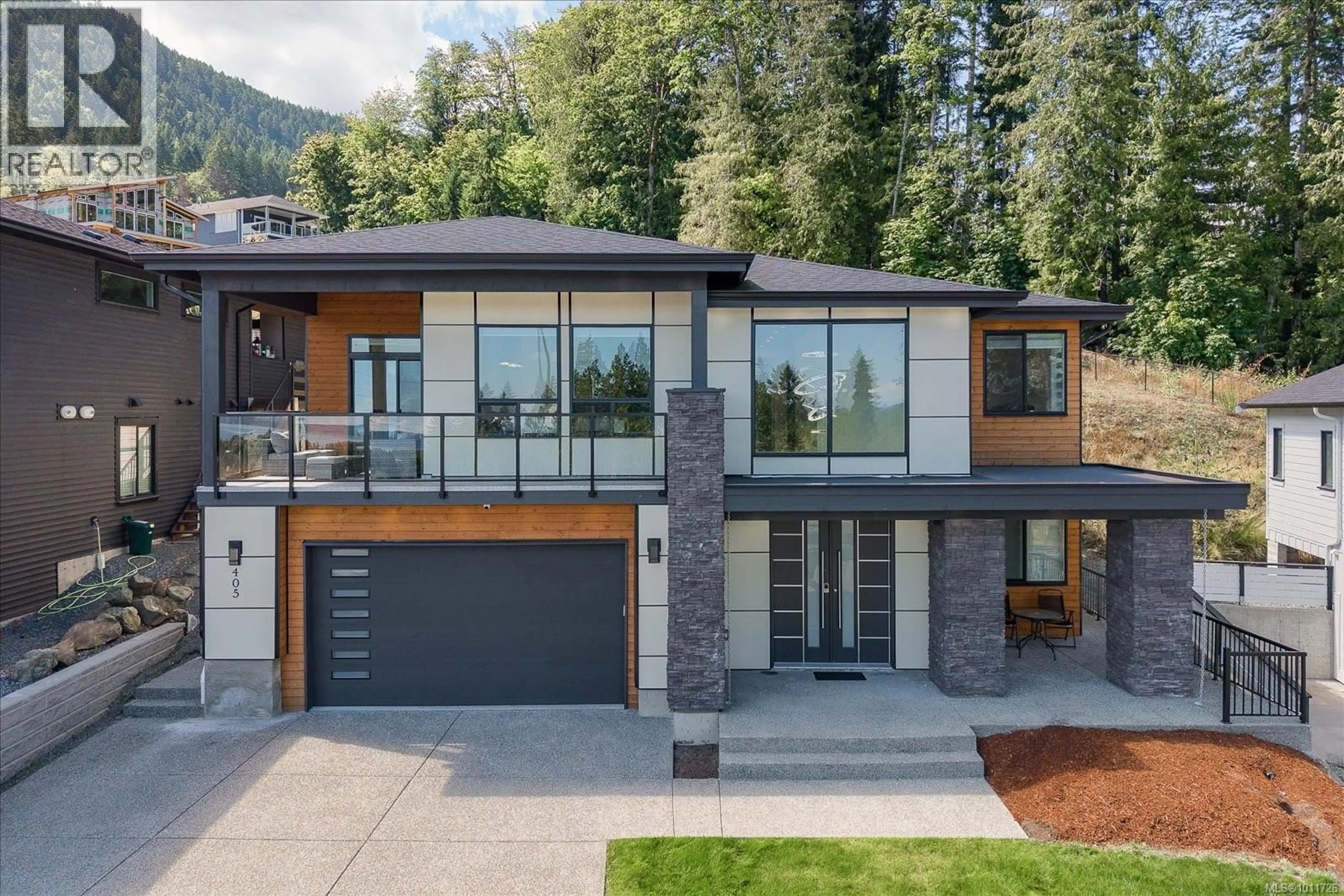 Home with brick exterior material, mountain view for 405 COLONIA DRIVE SOUTH, Ladysmith British Columbia V9B0B8