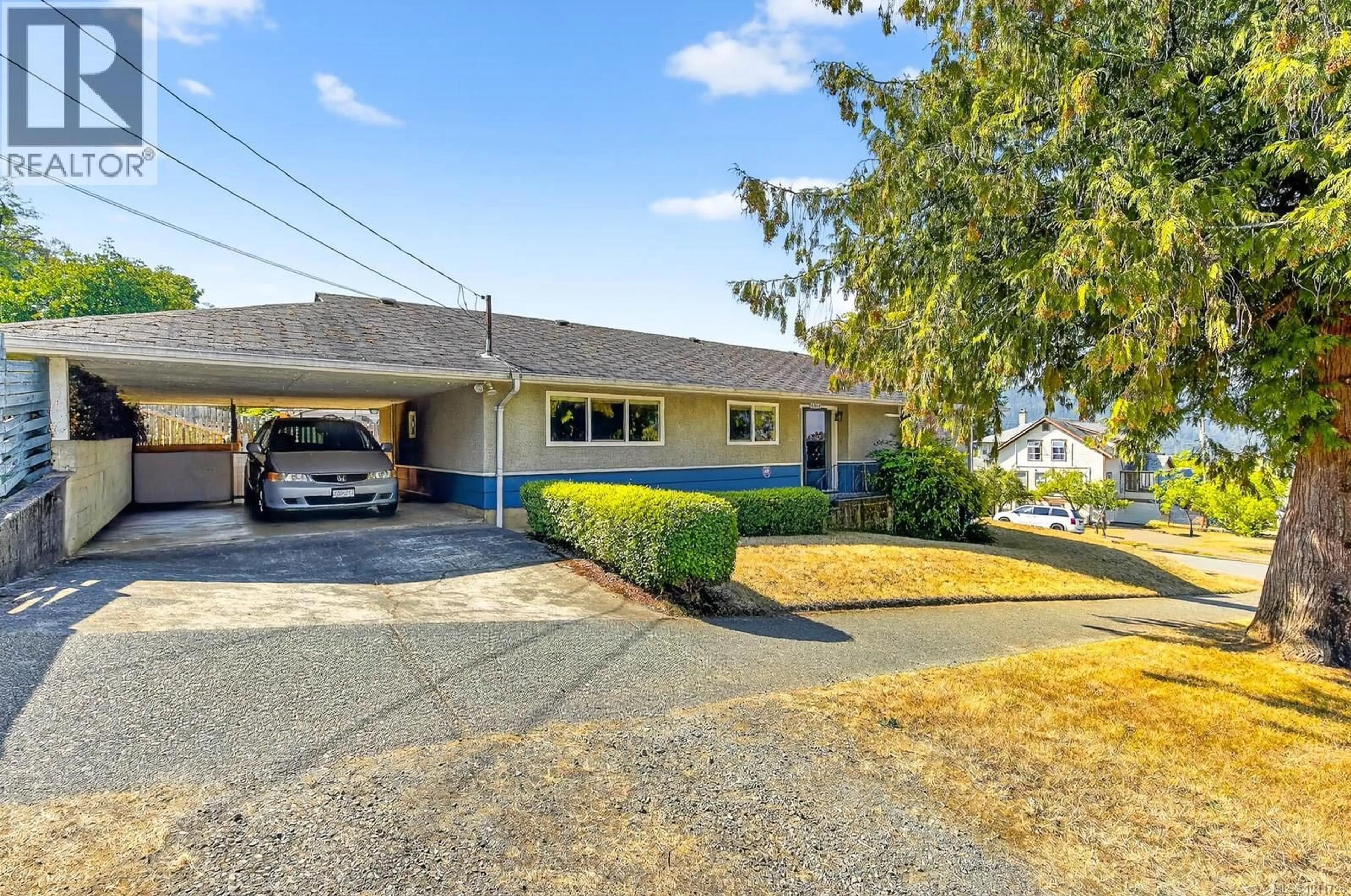A pic from outside/outdoor area/front of a property/back of a property/a pic from drone, street for 4664 ANGUS STREET, Port Alberni British Columbia V9Y1T2