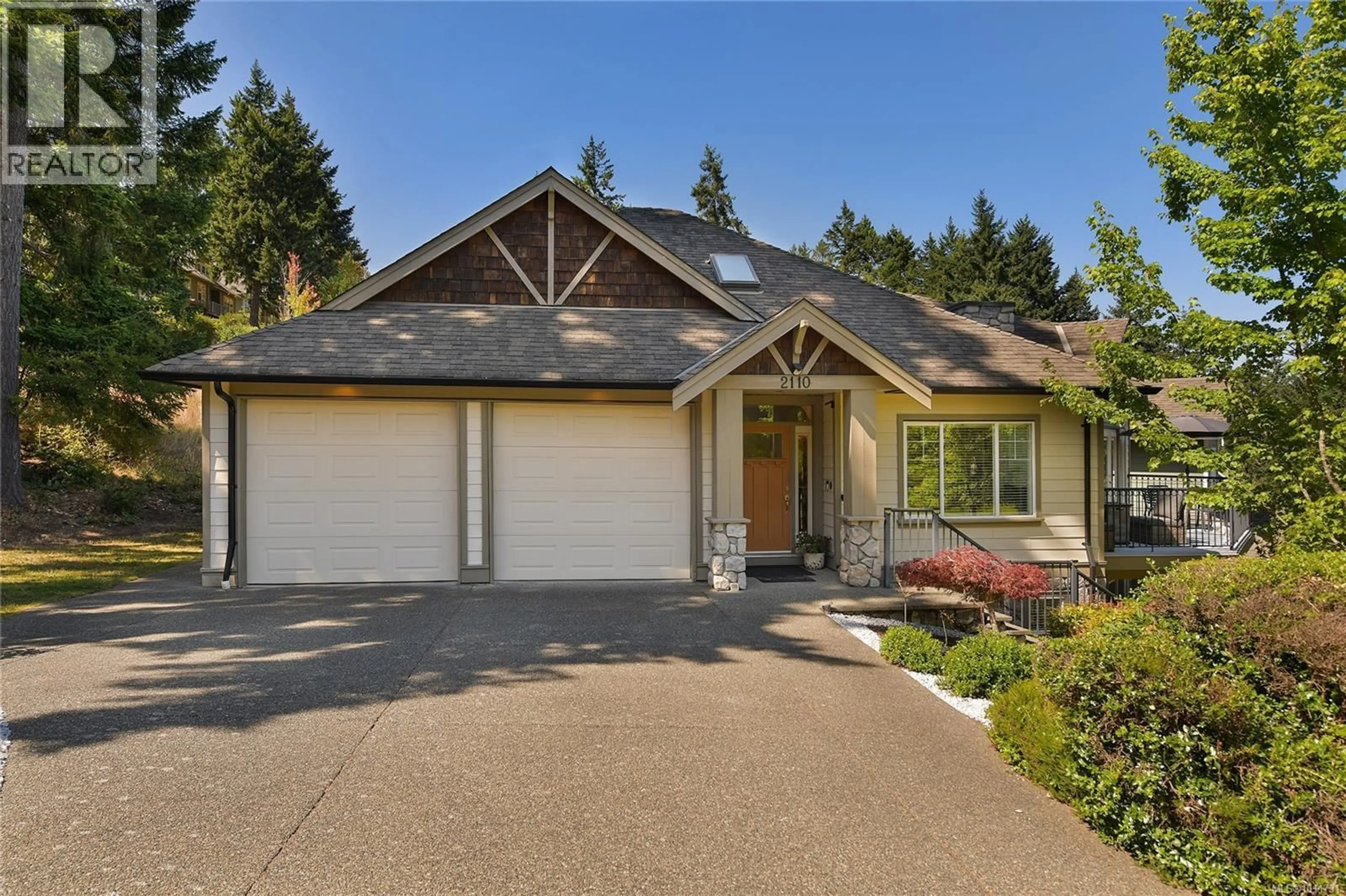 Home with vinyl exterior material, street for 2110 BISHOPS GATE, Langford British Columbia V9B6R4