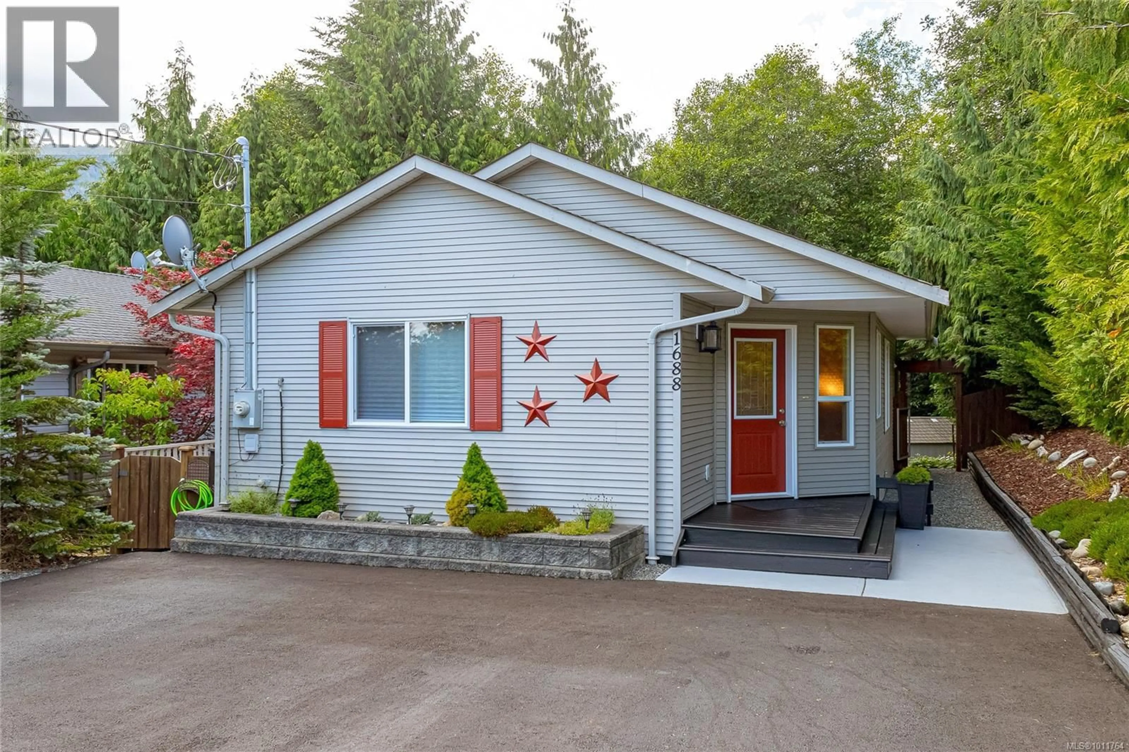 Home with vinyl exterior material, street for 1688 LAILAH'S LOOP, Qualicum Beach British Columbia V9K2S3