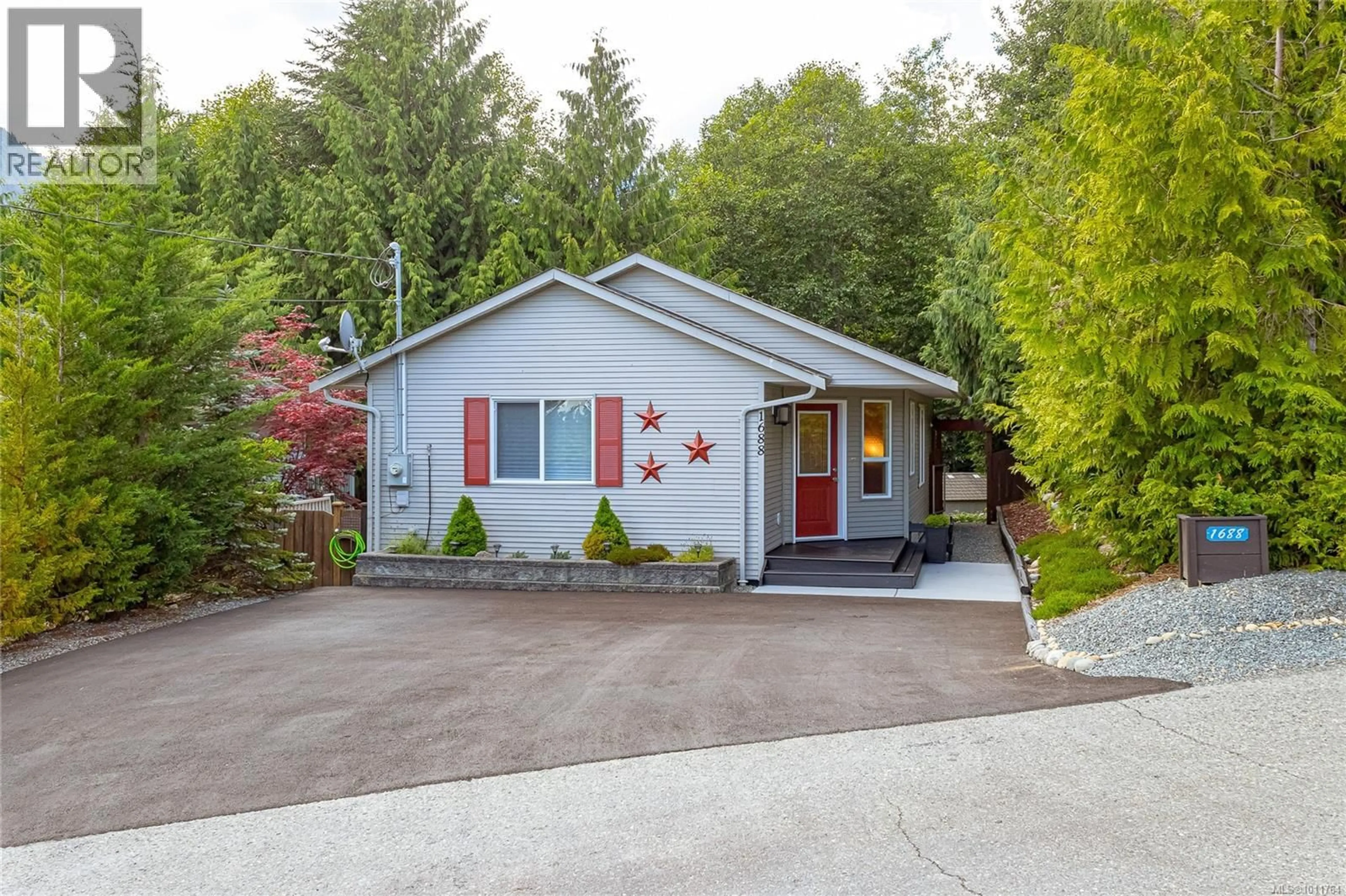 Home with vinyl exterior material, street for 1688 LAILAH'S LOOP, Qualicum Beach British Columbia V9K2S3