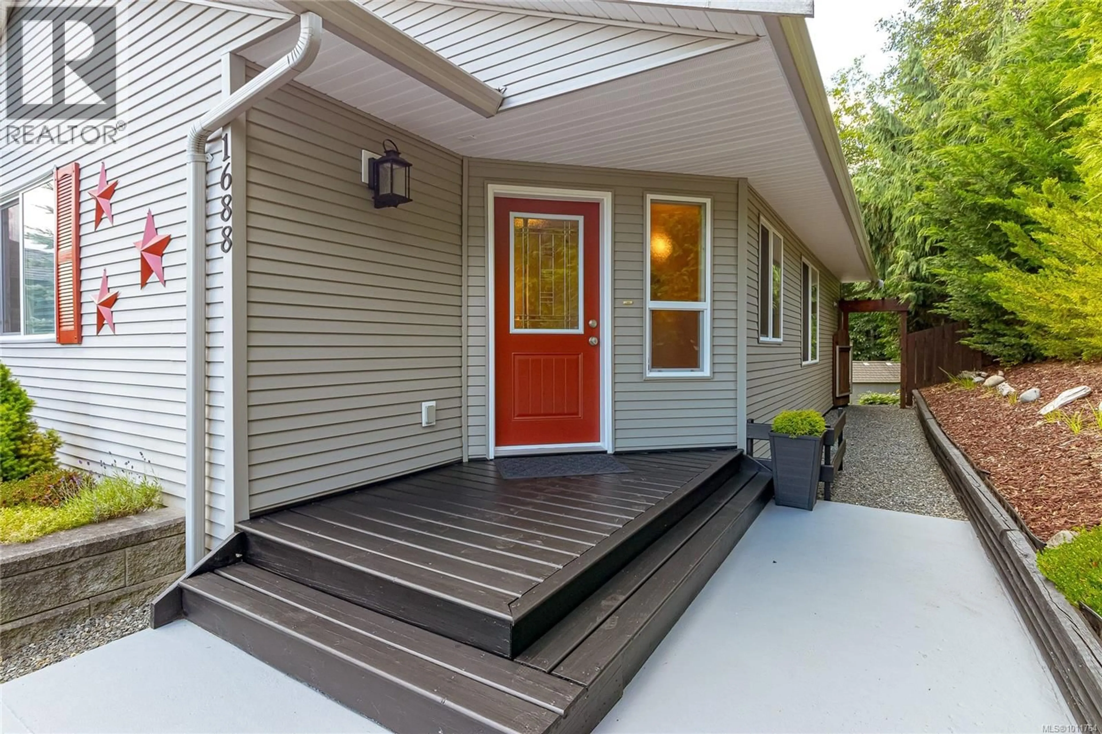 Home with vinyl exterior material, street for 1688 LAILAH'S LOOP, Qualicum Beach British Columbia V9K2S3
