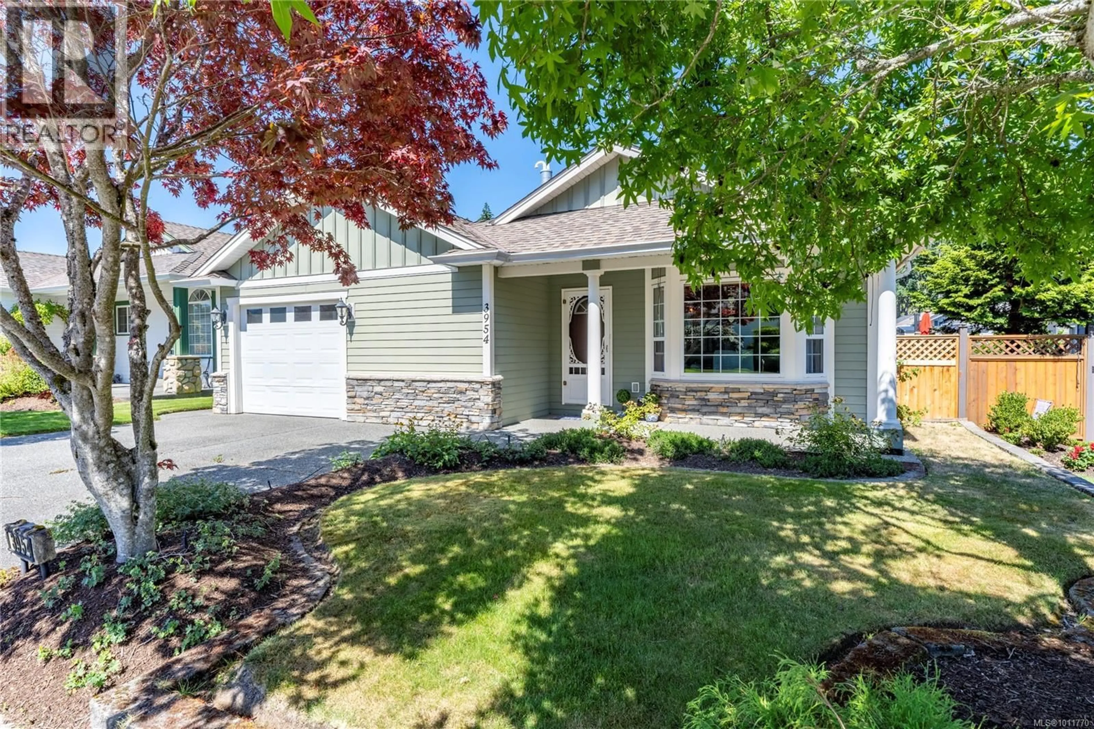 Home with vinyl exterior material, street for 3954 MAGNOLIA DRIVE, Nanaimo British Columbia V9T6B9