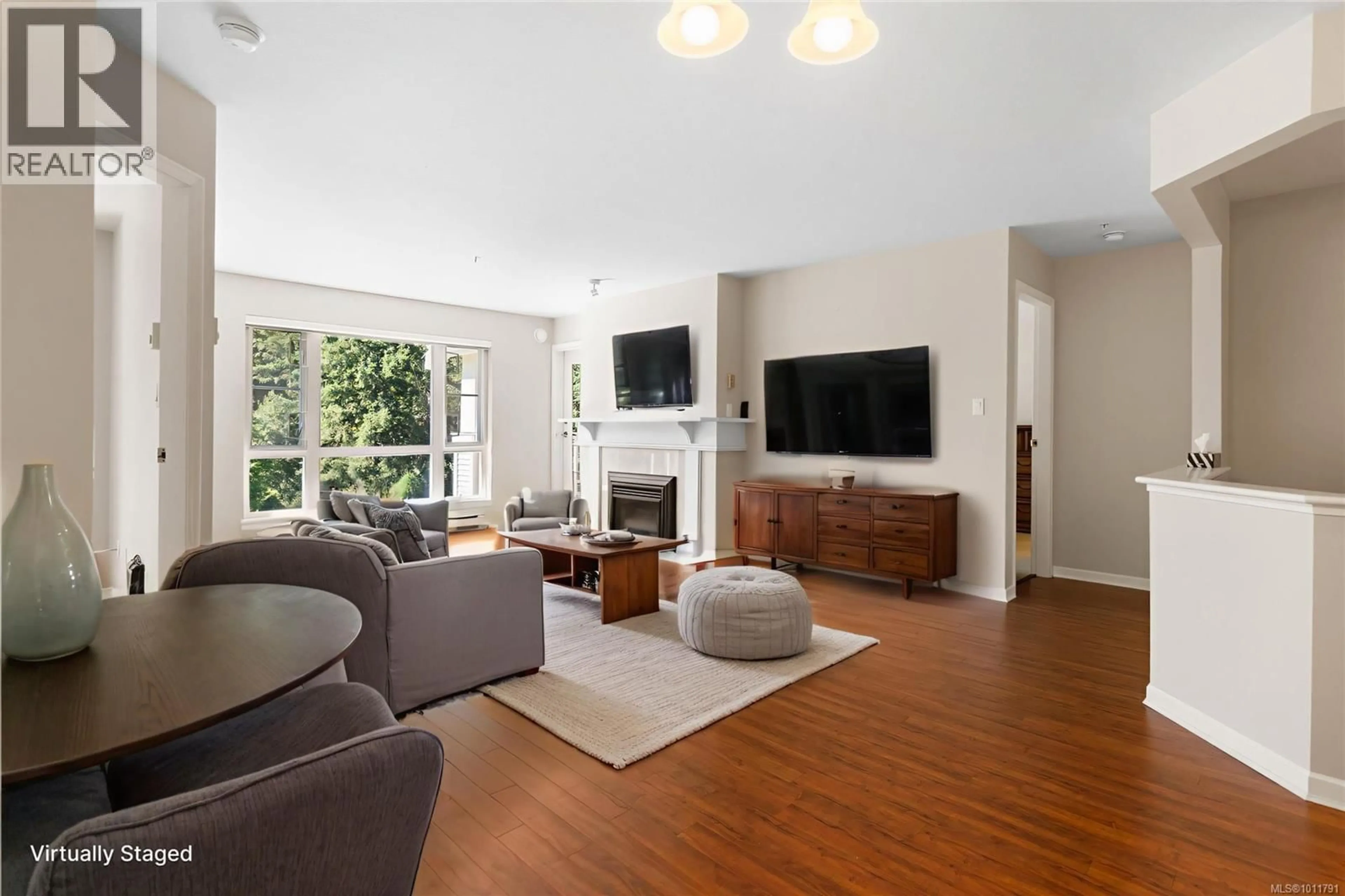 Living room with furniture, unknown for 402 - 5650 EDGEWATER LANE, Nanaimo British Columbia V9T6K1