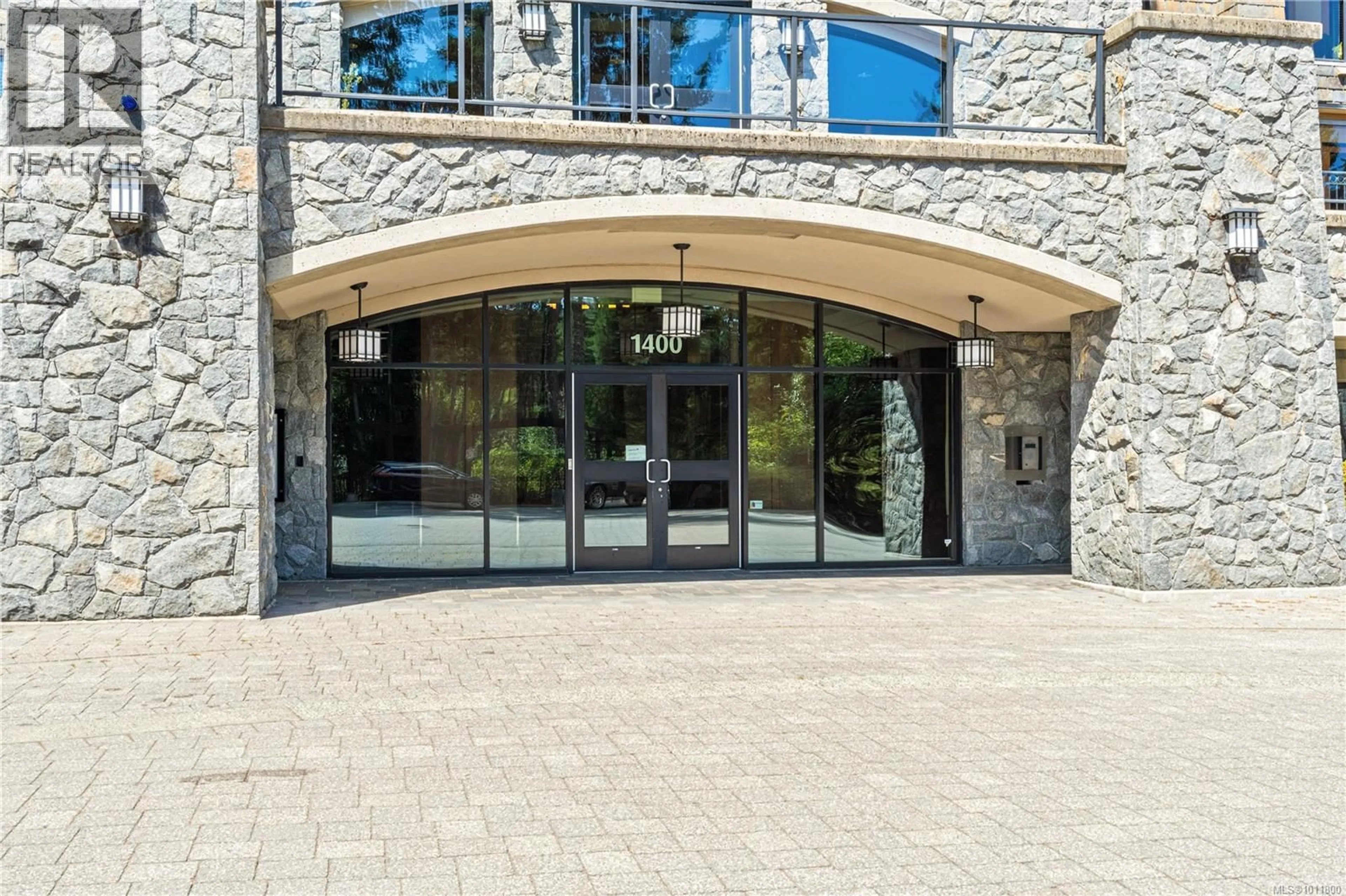 Indoor foyer for 310 - 1400 LYNBURNE PLACE, Langford British Columbia V9B0A4